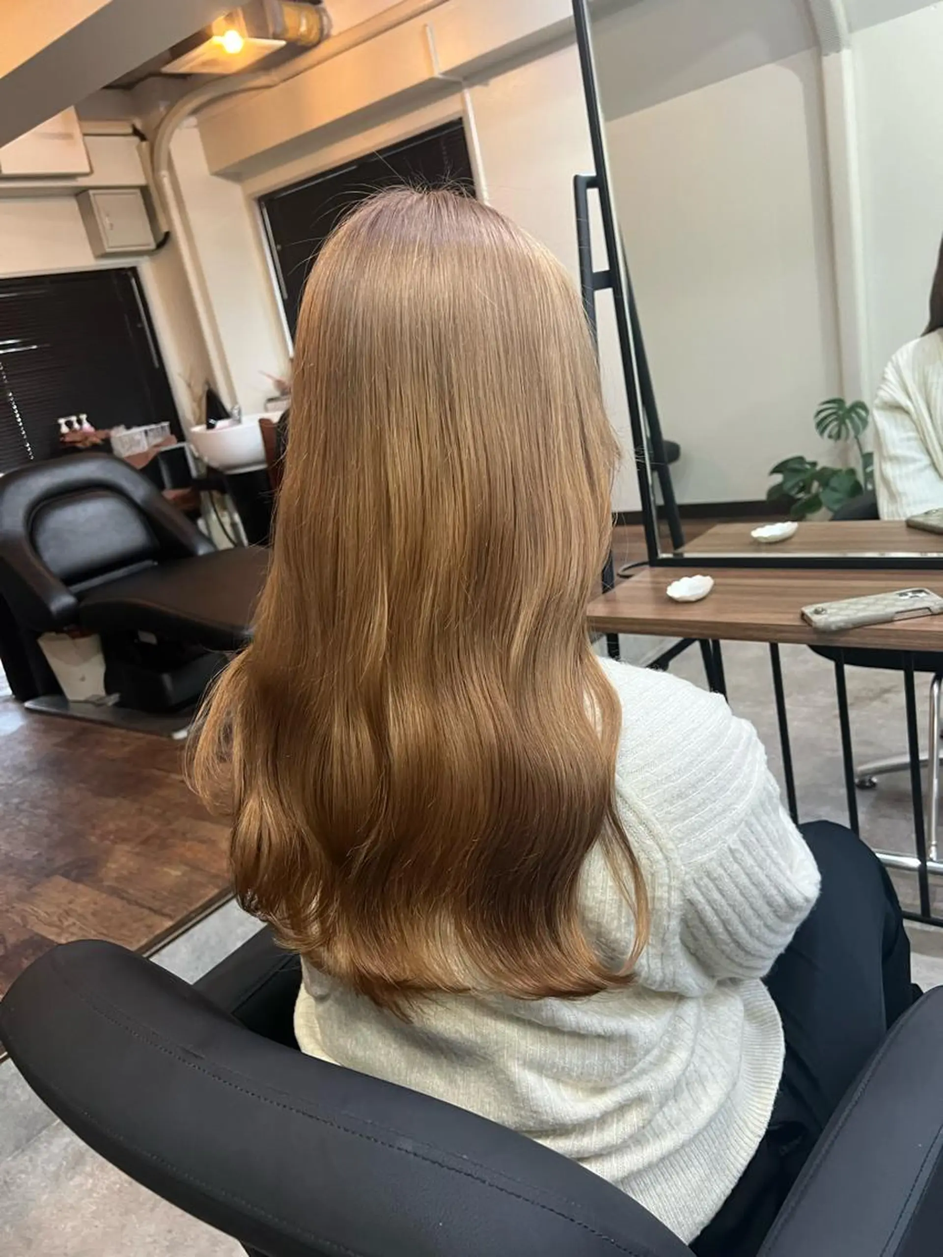 ロング ハイライト 髪質改善 レイヤーカット トリートメント 艶カラー💎 髪質改善🎈アトワのヘアスタイル