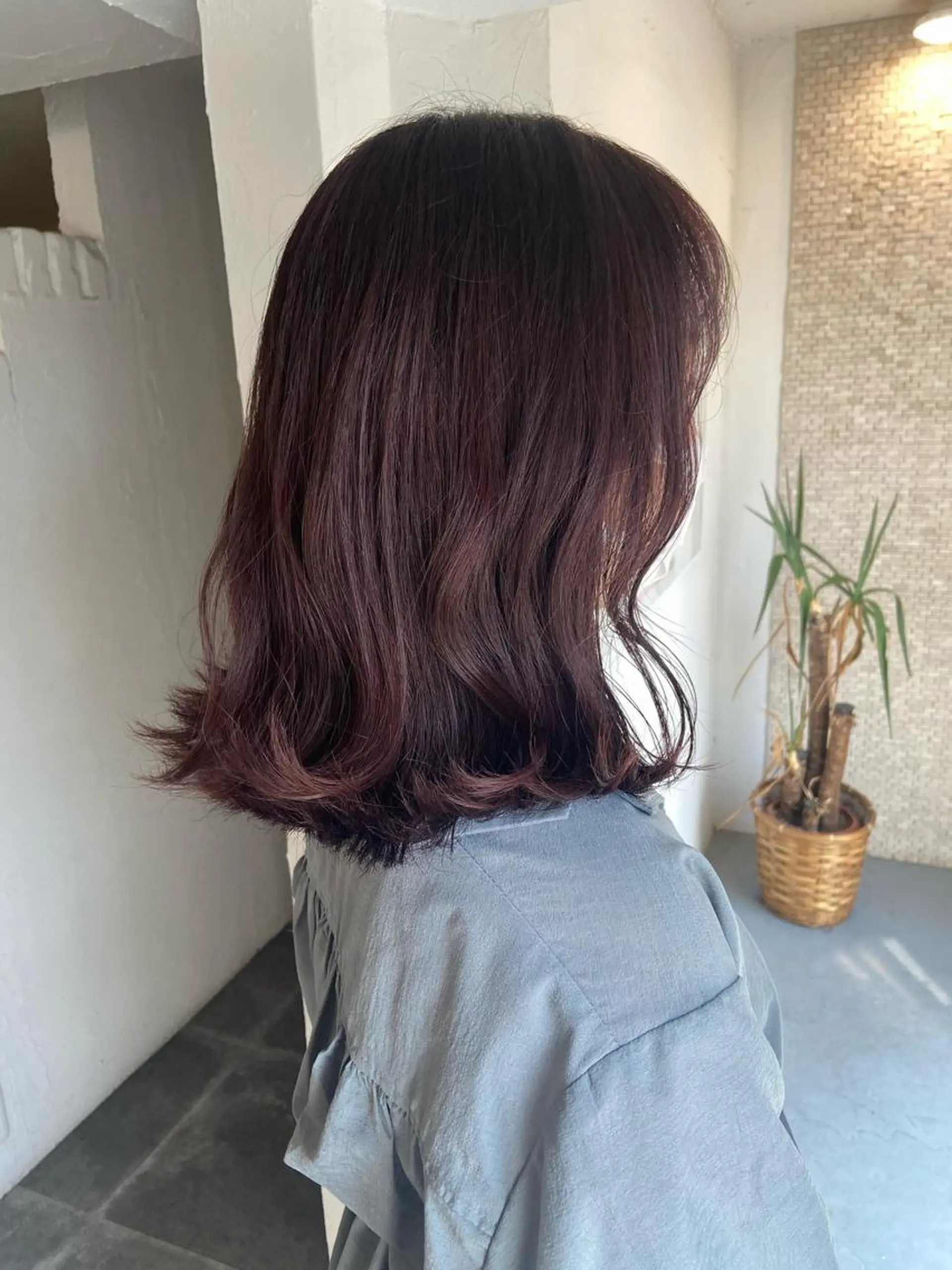 ミディアム カラー ヘアアレンジ ブリーチ ラベンダーカラー ブリーチなしカラー 眠れるヘッドスパ✨ chacoのヘアスタイル