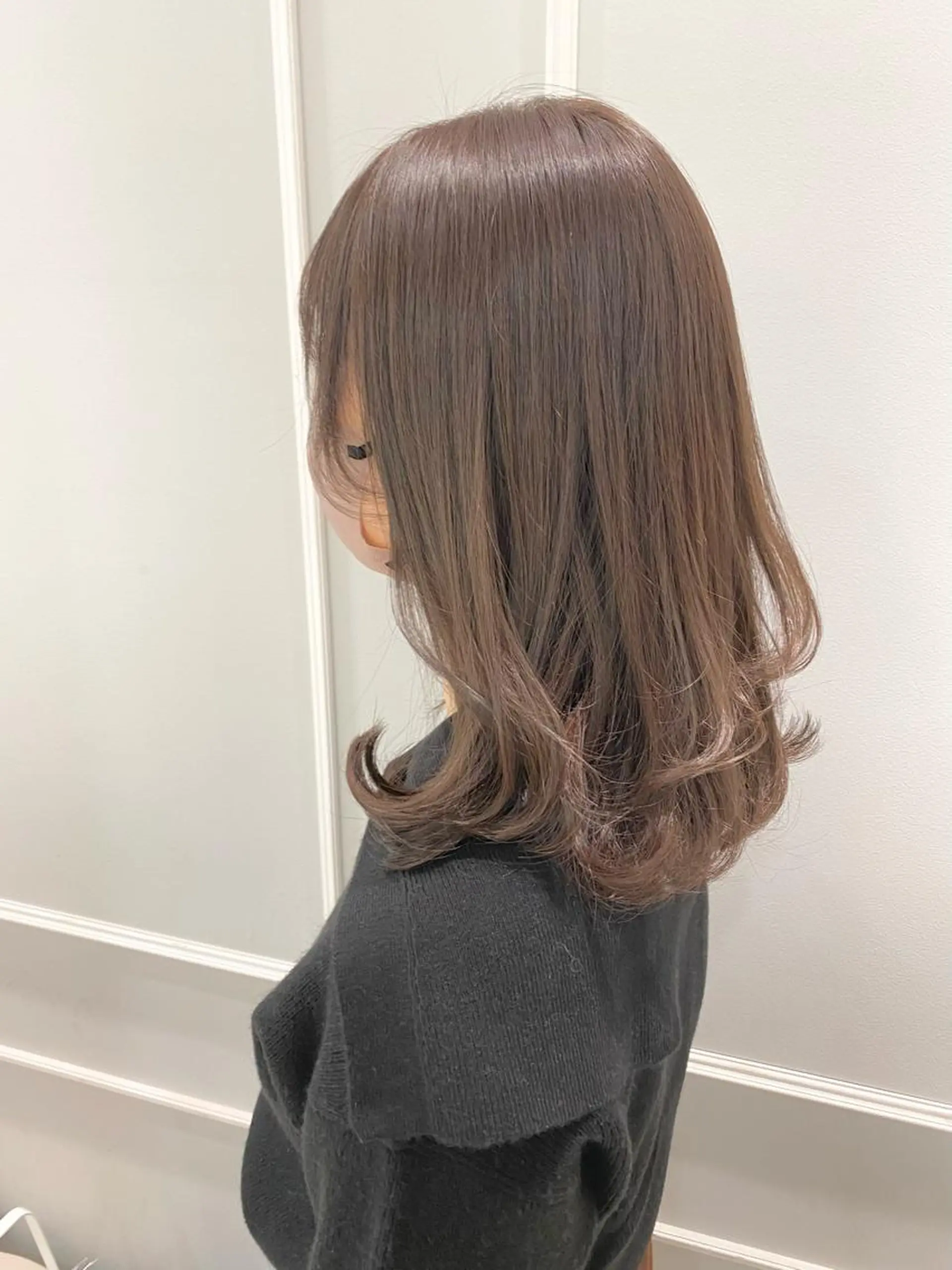 セミロング 似合わせ艶髪カラー ❤️ハダユミのヘアスタイル