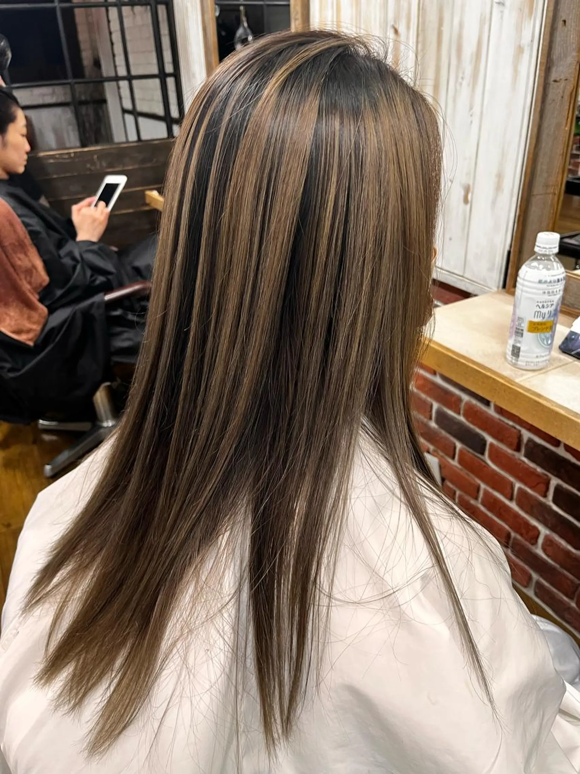 セミロング 大久保寿高✨ なりたい色を叶える✨のヘアスタイル