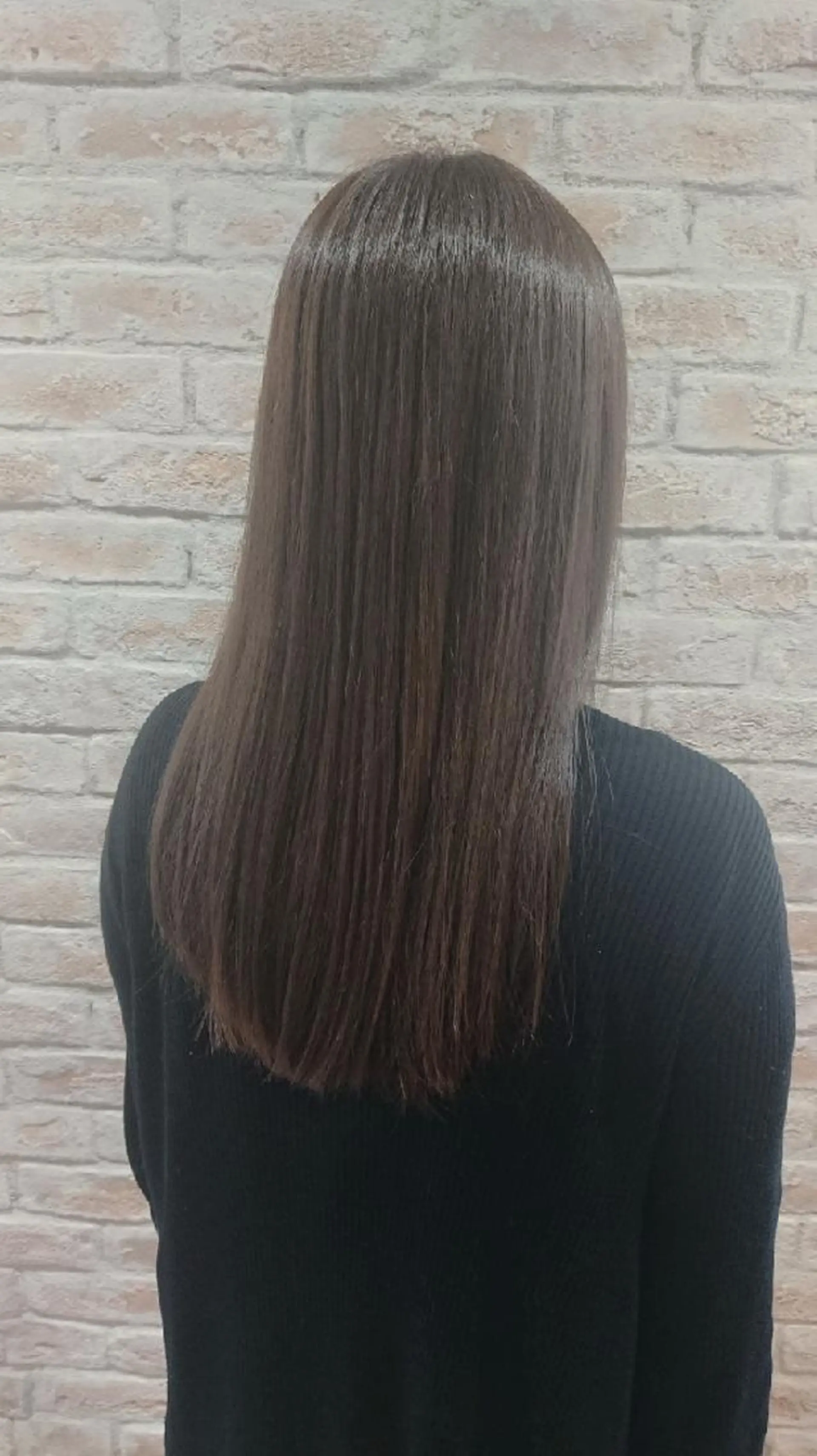 ロング カラー アッシュ アッシュグレー アッシュグレージュ グレージュ イルミナカラー 赤松 摩美のヘアスタイル