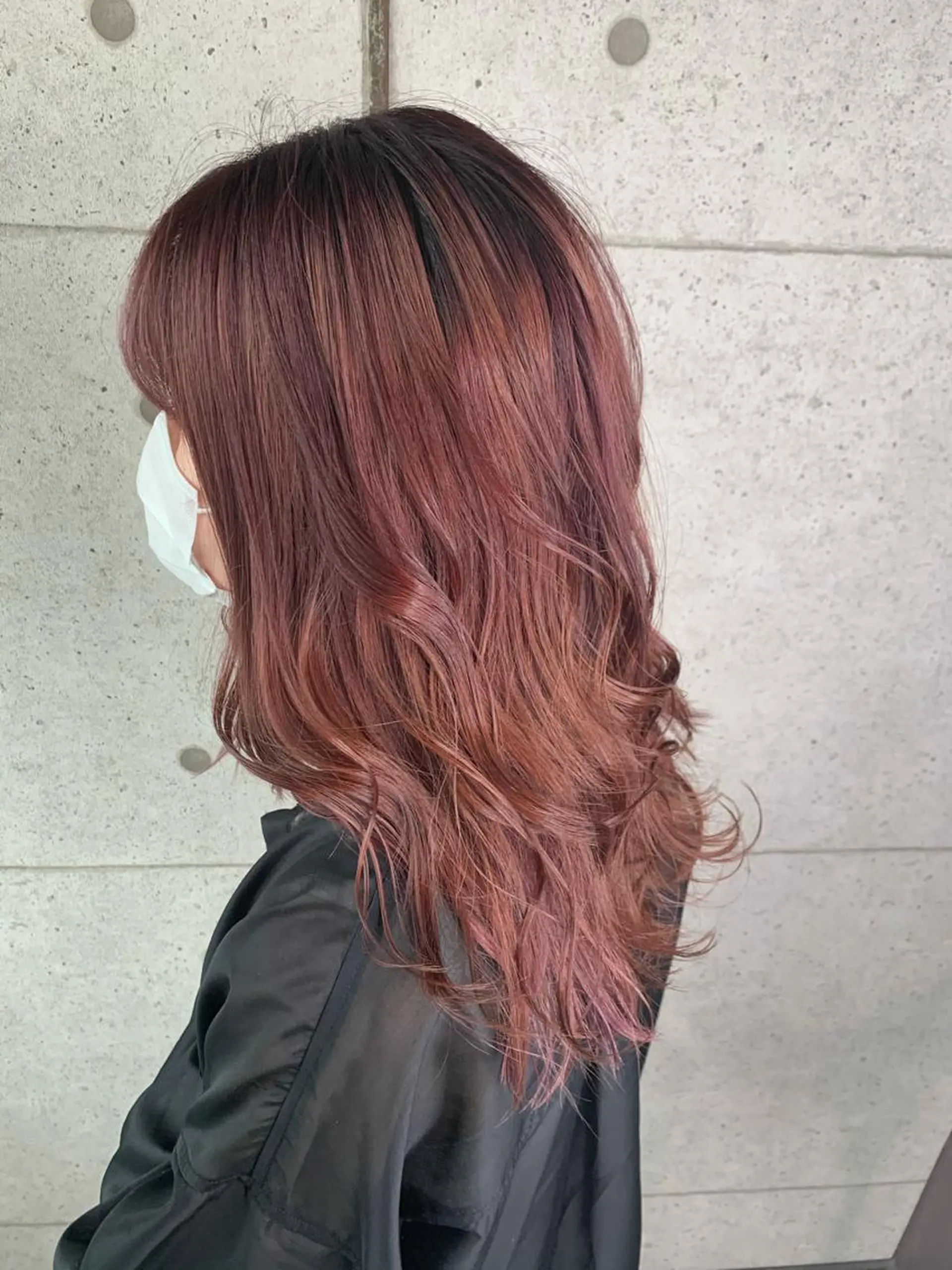 セミロング カラー 福森 みずきのヘアスタイル