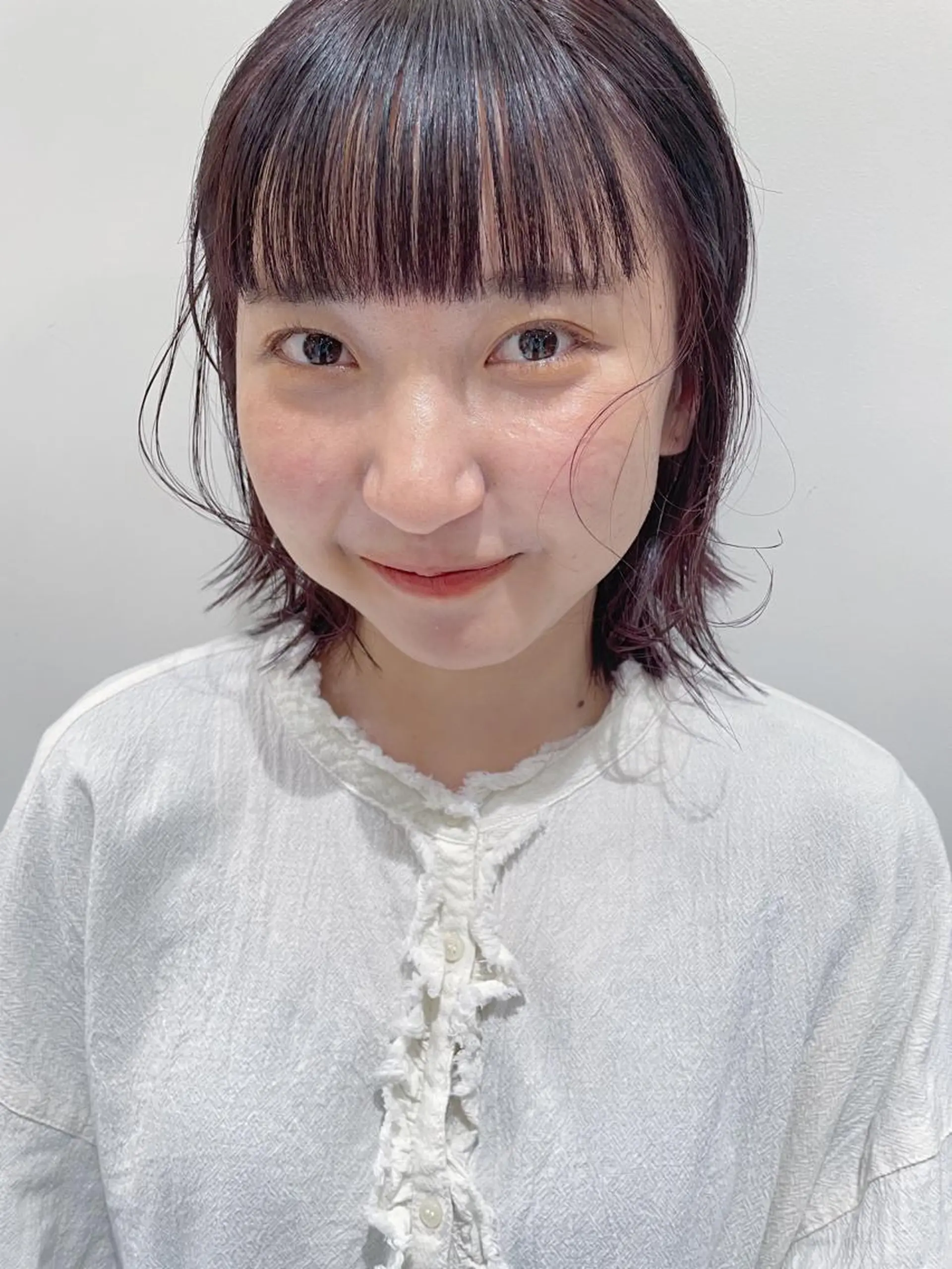 ミディアム カラー 青木 優歩のヘアスタイル