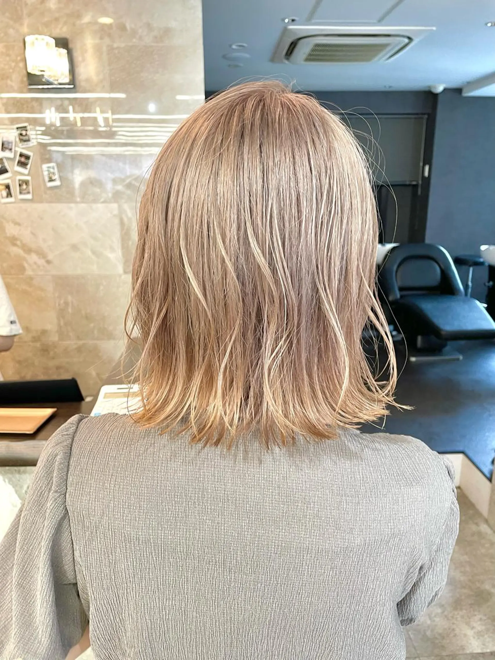 ショート カラー ベージュカラー ブリーチ ホワイトベージュ レイヤー職人 横浜/似合わせ/秋山のヘアスタイル