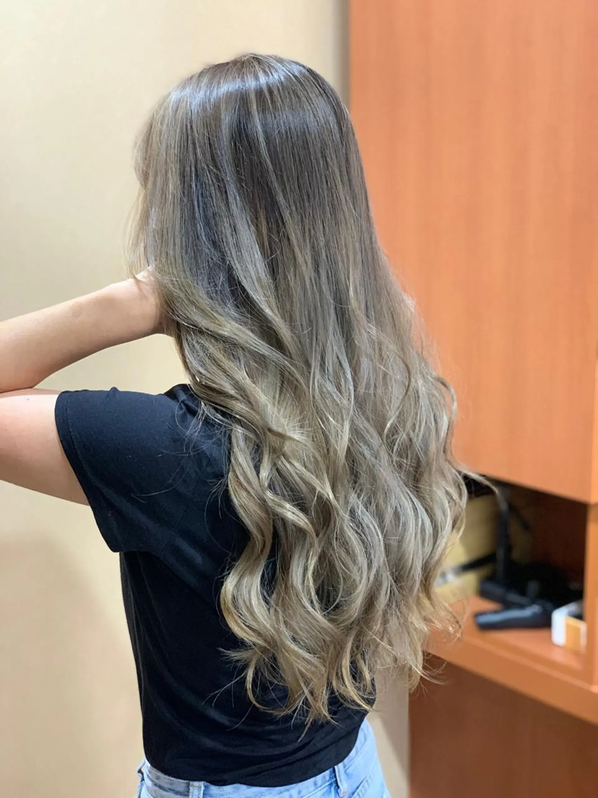 ロング 小川 修平のヘアスタイル