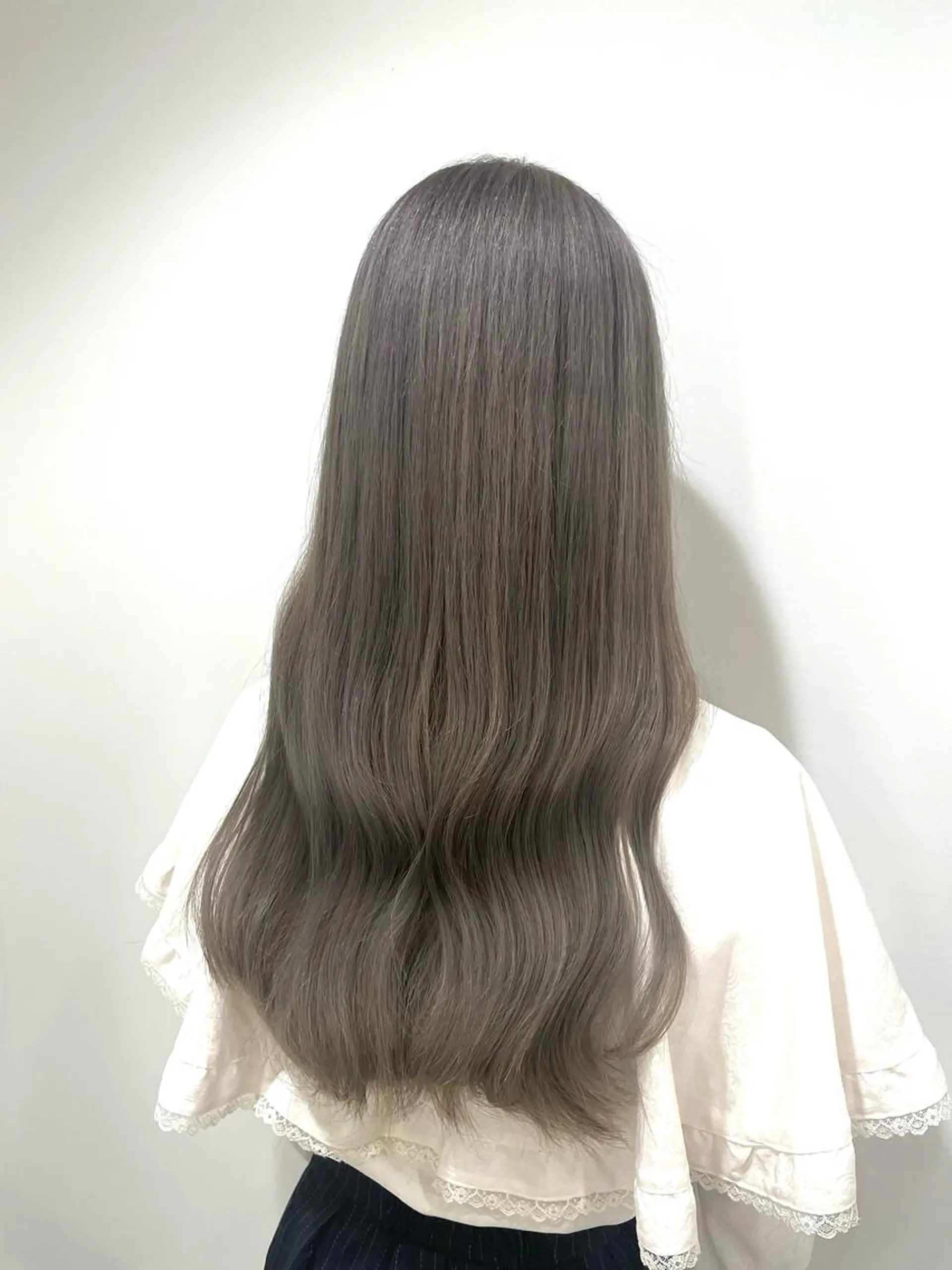 ロング カラー ヘアカラー トリートメント 青沼夏未/オリーブ/ 寒色カラーのヘアスタイル