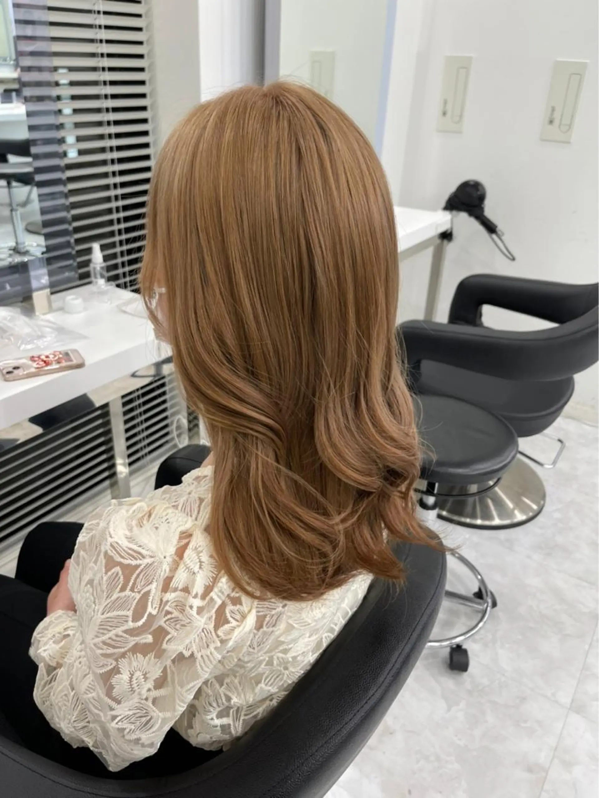 セミロング トレンドモテカラー 🩷色落ちまで可愛くのヘアスタイル