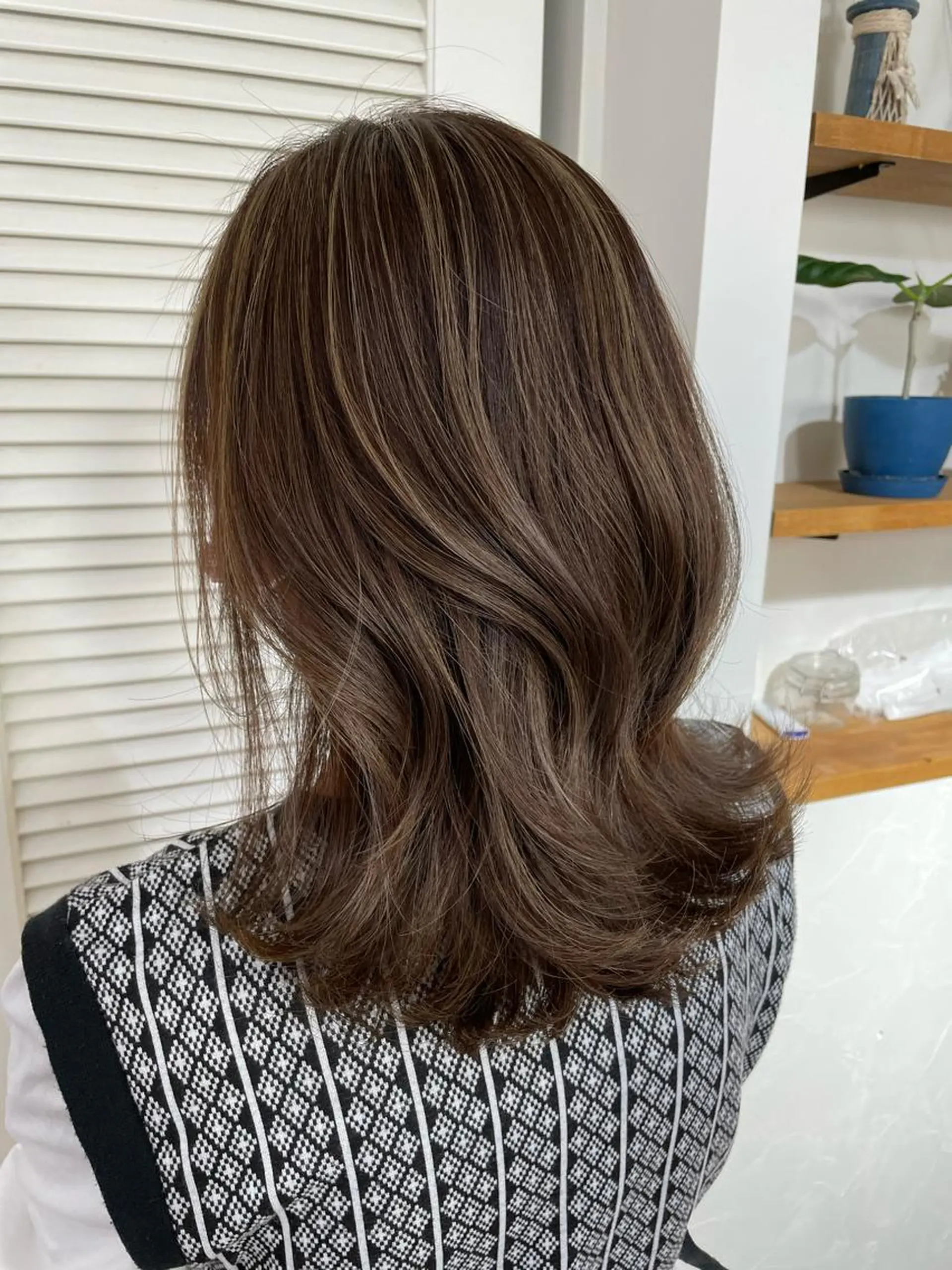 ロング カラー ヘアカラー トリートメント かわさき ともやのヘアスタイル