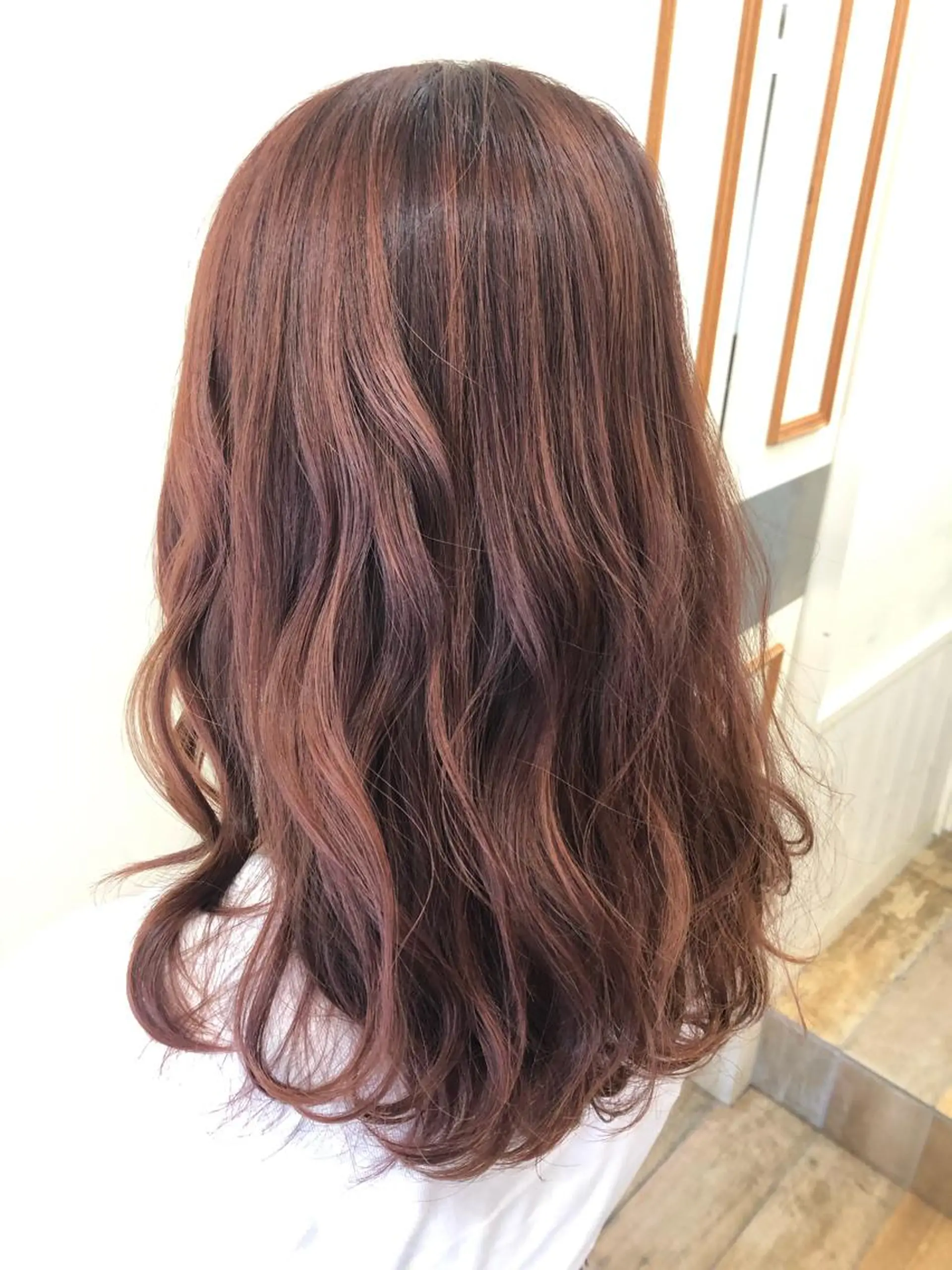 ロング ピンクブラウン ハイライト パーソナルカラー骨格 顔タイプ　小幡のその他イメージ