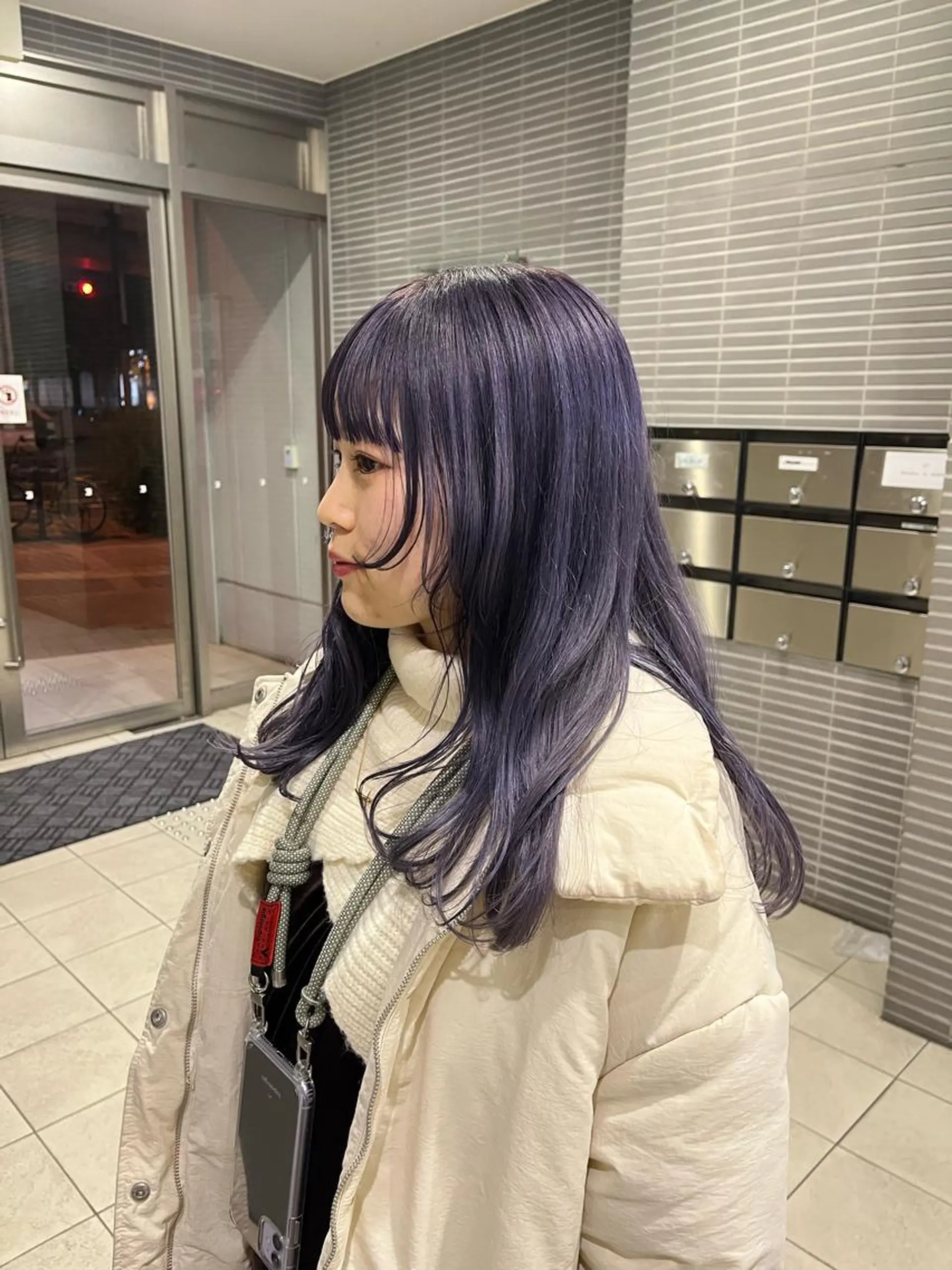セミロング ヘアカラー 飯田 愛結のヘアスタイル
