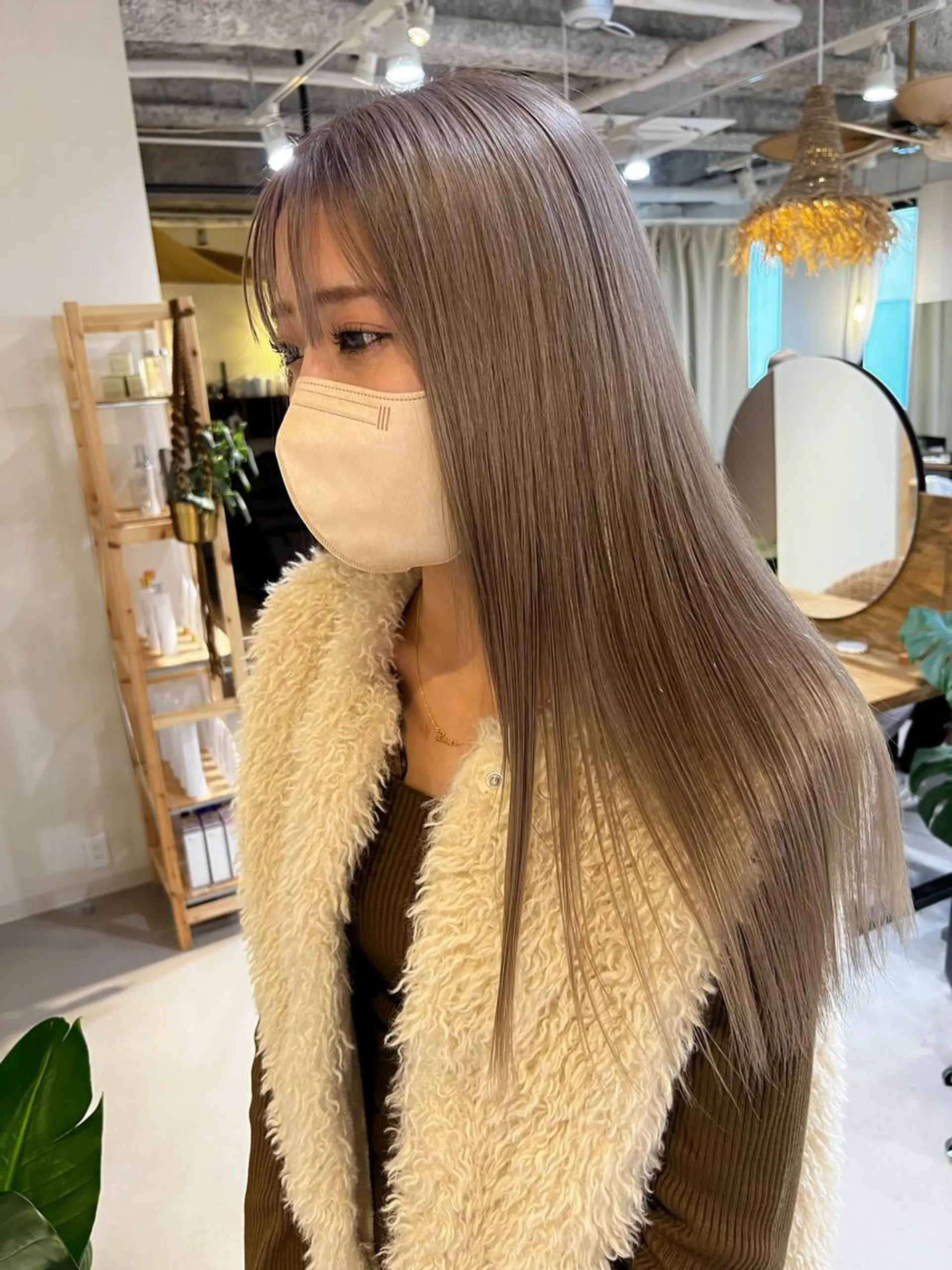 ロング エクステ ハイライト 髪質改善 レイヤーカット ココルアナ 豊中美容室のヘアスタイル