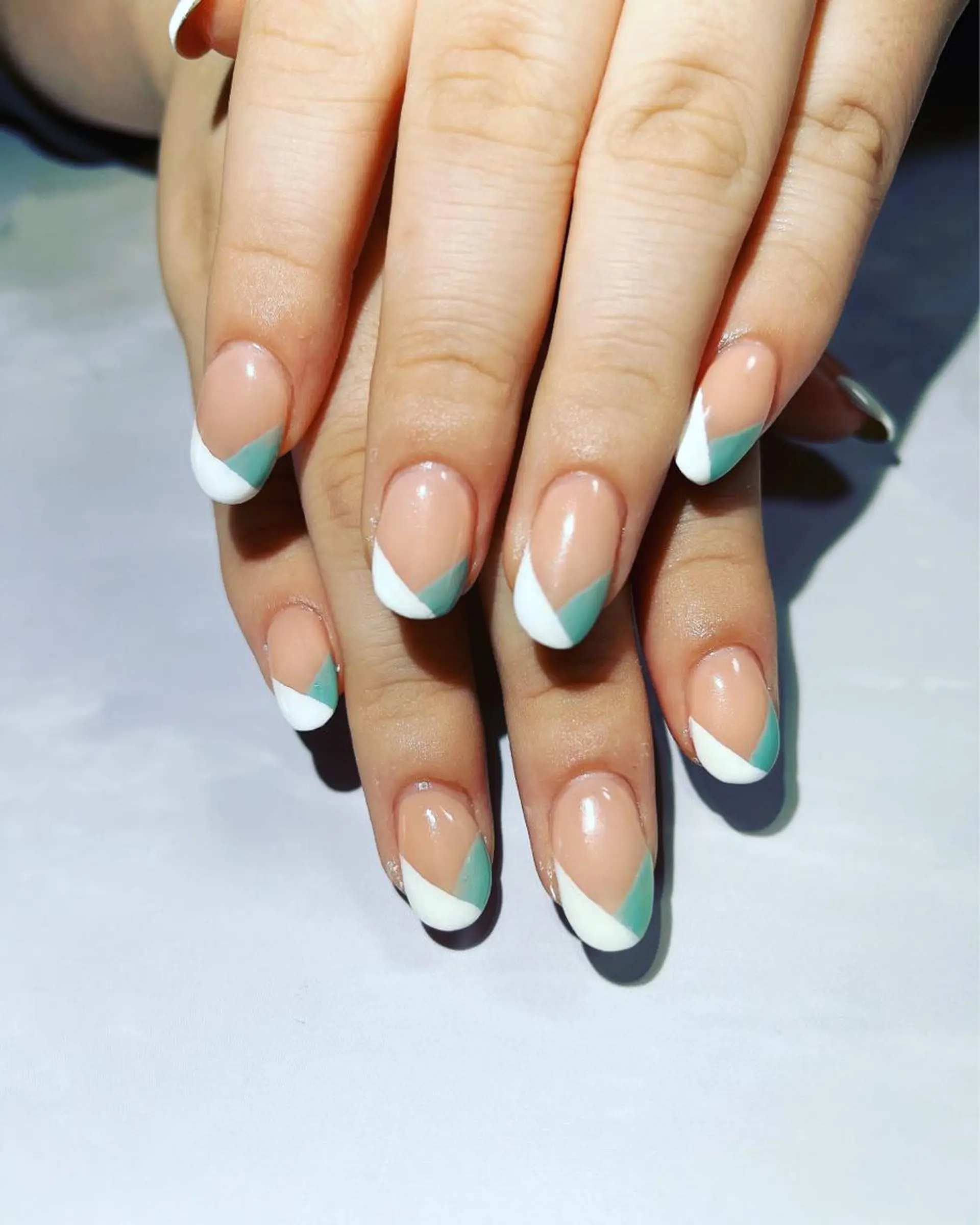 ネイル フレンチネイル ジェルネイル パラジェル 上村 未来のネイルデザイン