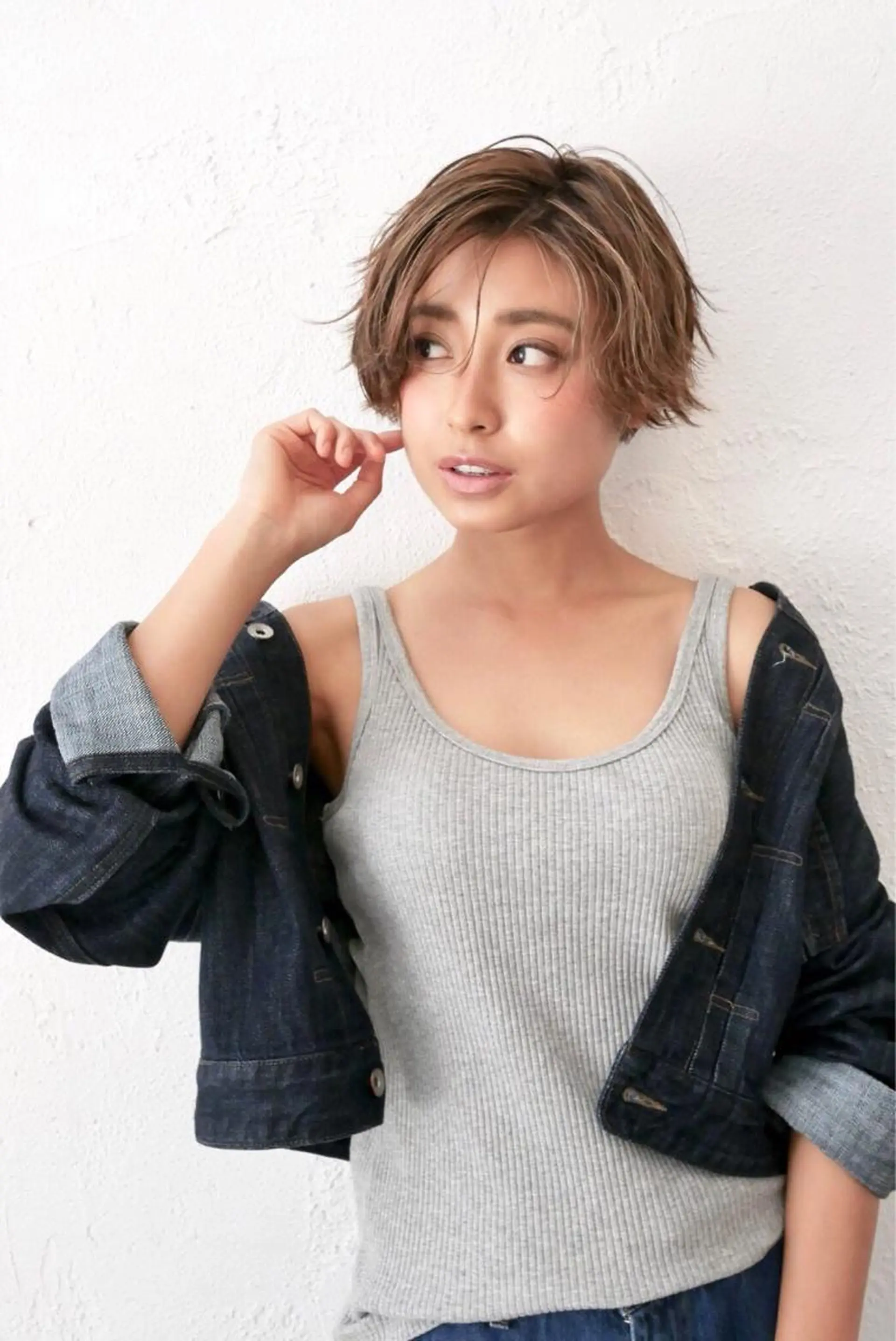 ショート カラー 北川大輔🌟 小顔レイヤーカットのヘアスタイル