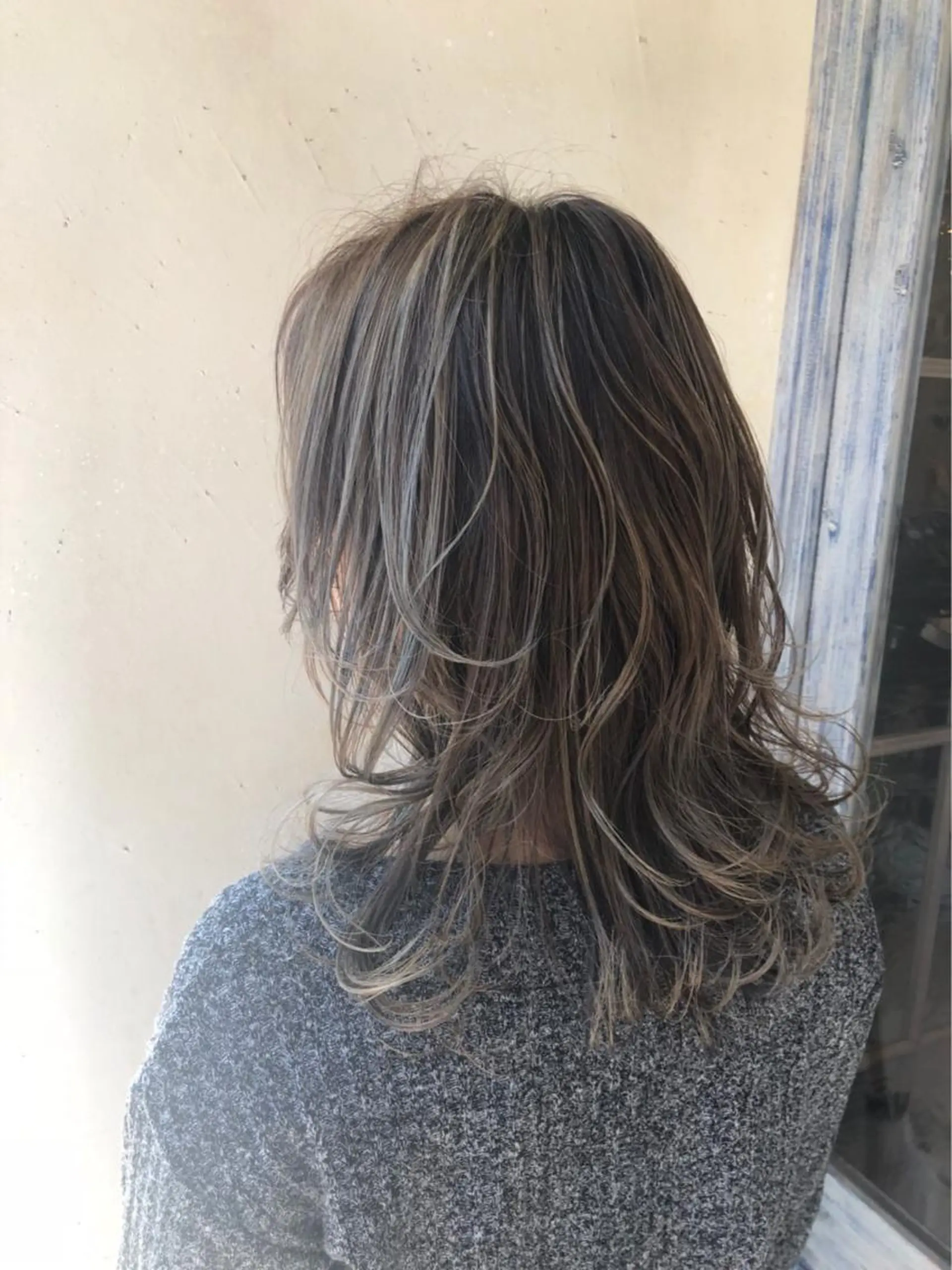 カラー 小林 あんなのヘアスタイル