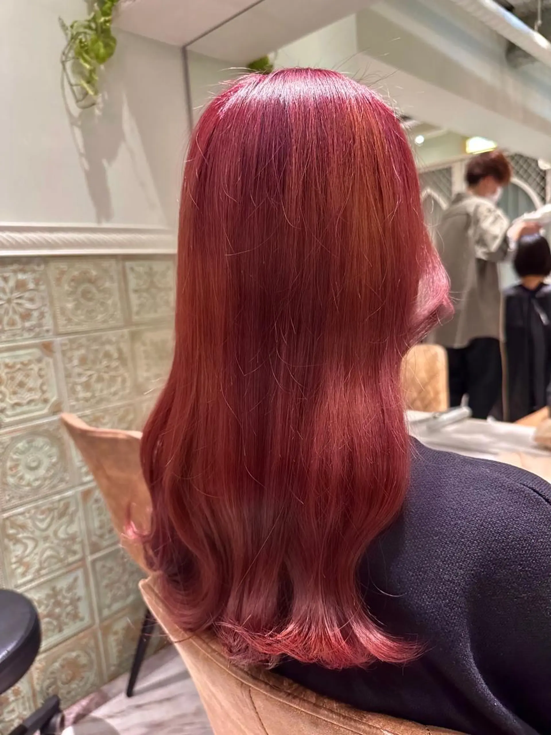 カラー ブリーチ ケアブリーチ ダブルカラー イヤリングカラー ハイライトカラー 渡辺 麻衣のヘアスタイル