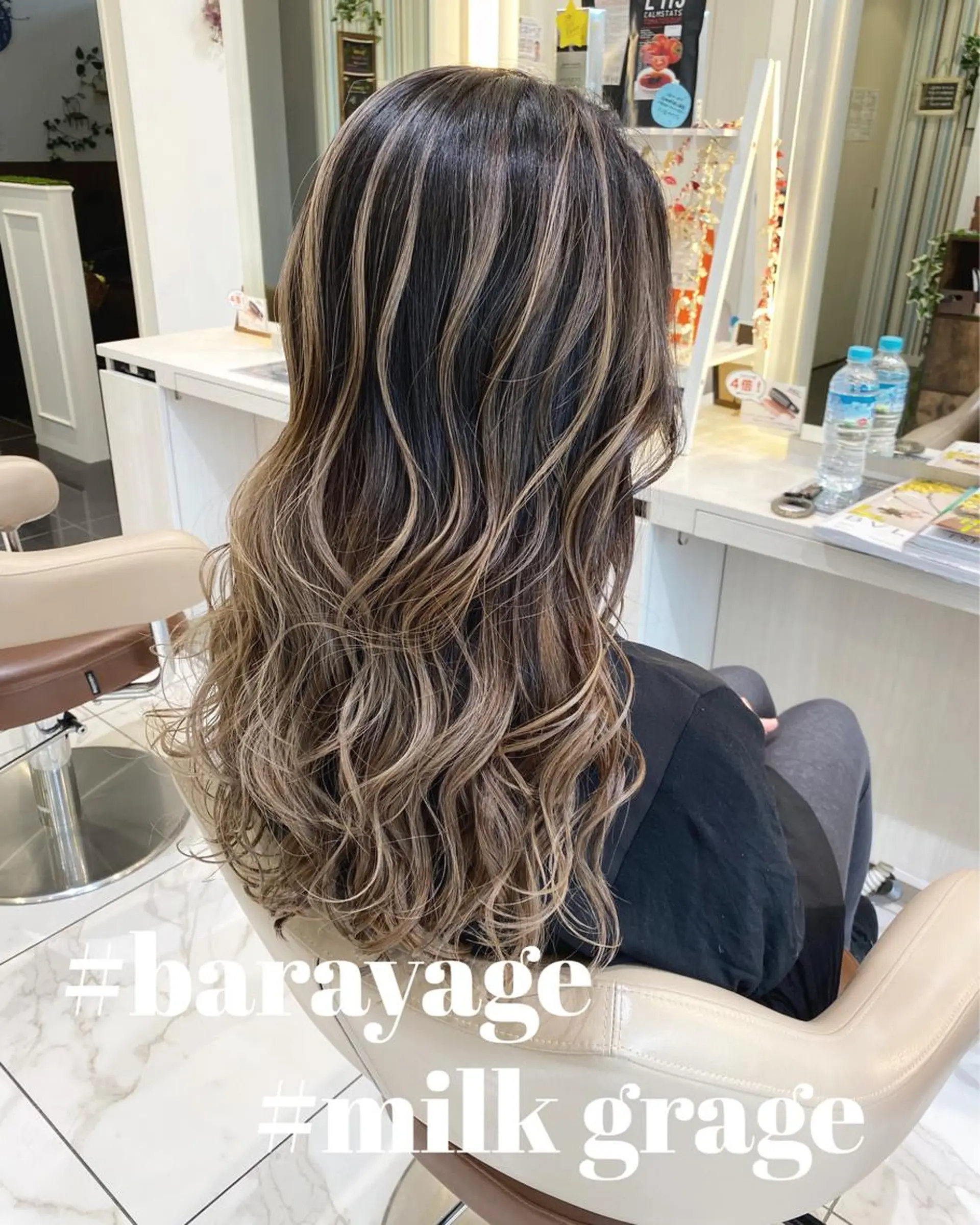 ロング カラー バレイヤージュ グレージュ レイヤーカット カット ヘアカラー 山崎俊輔/髪質改善 /バレイヤージュのヘアスタイル