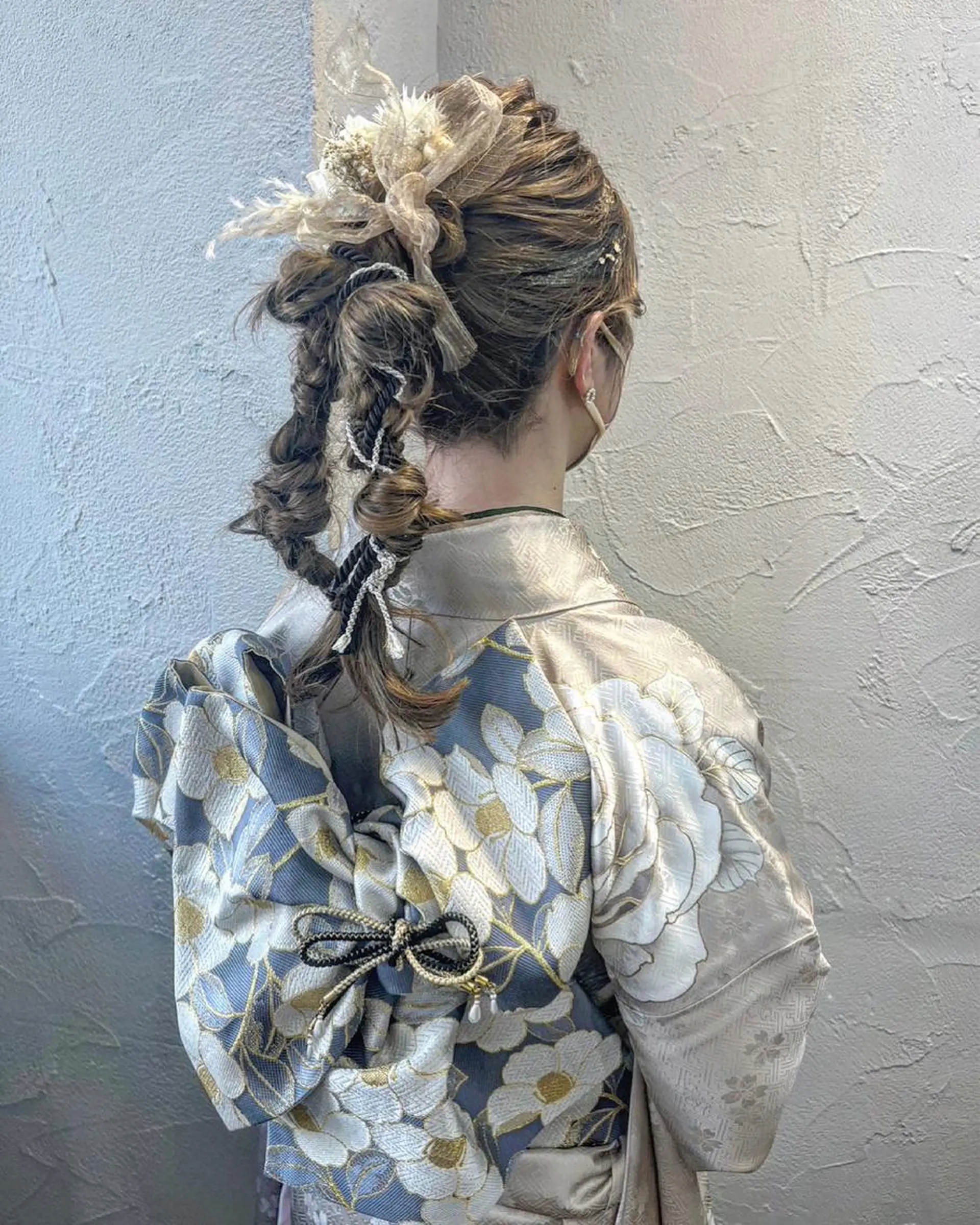 クワハラ イオリのヘアスタイル