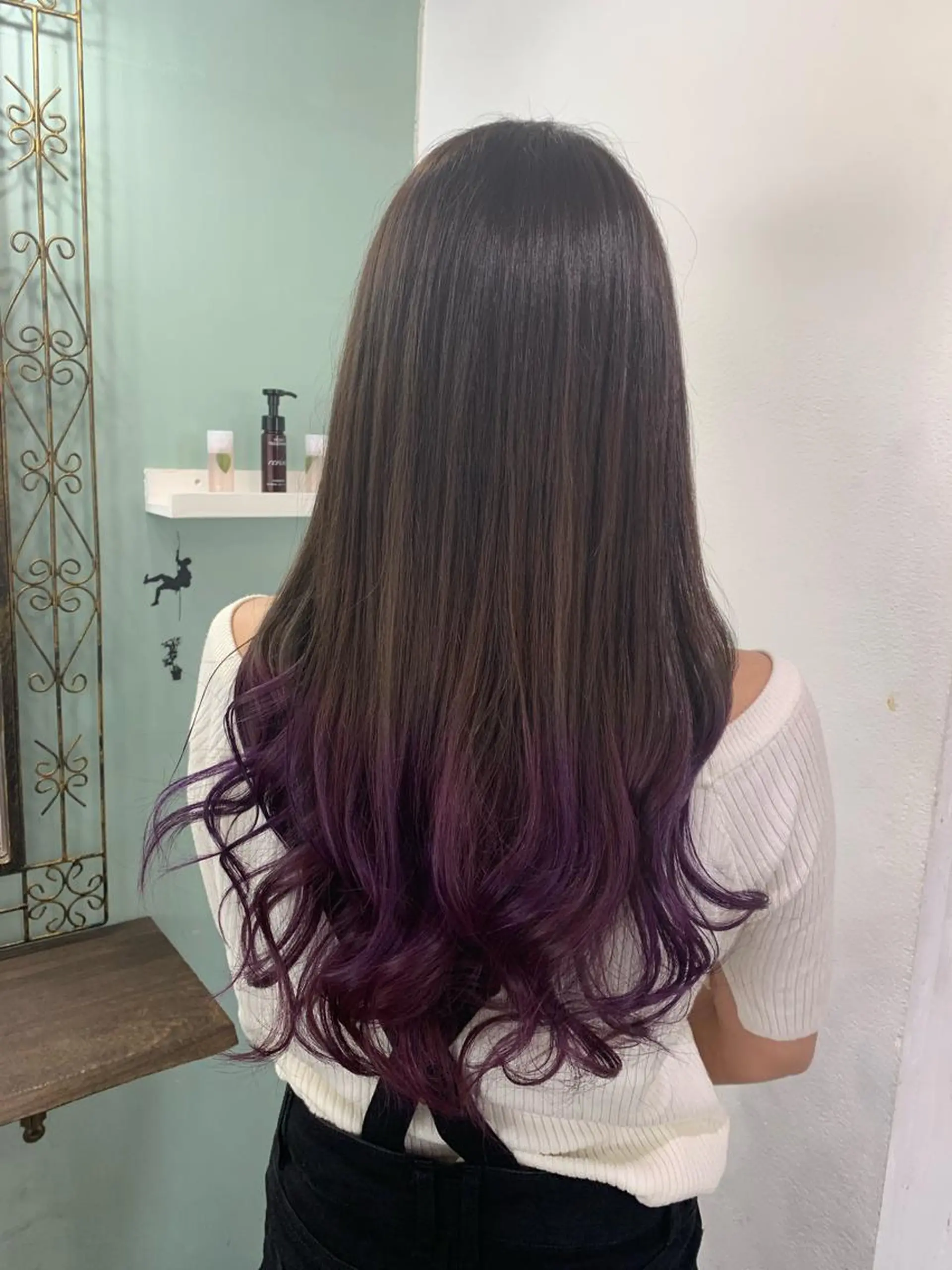 ロング カラー パーマ カット ヘアカラー トリートメント R ri R takagiのヘアスタイル