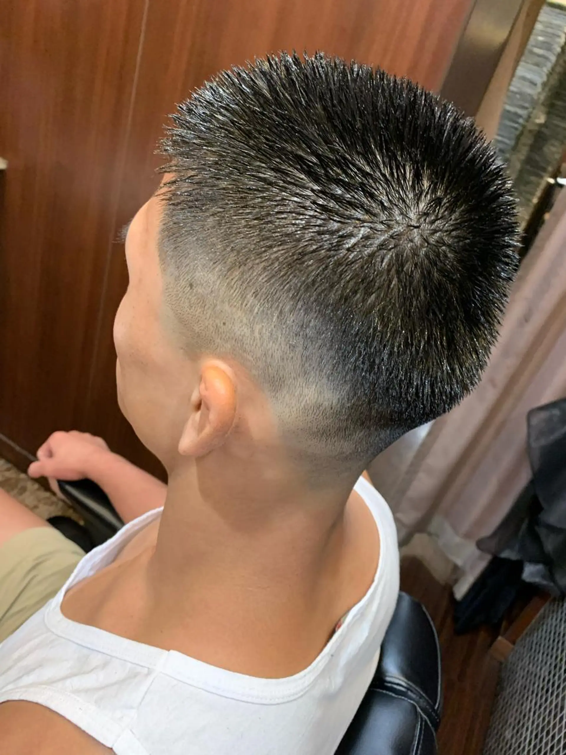 ショート メンズ 羽木 隆徒のヘアスタイル
