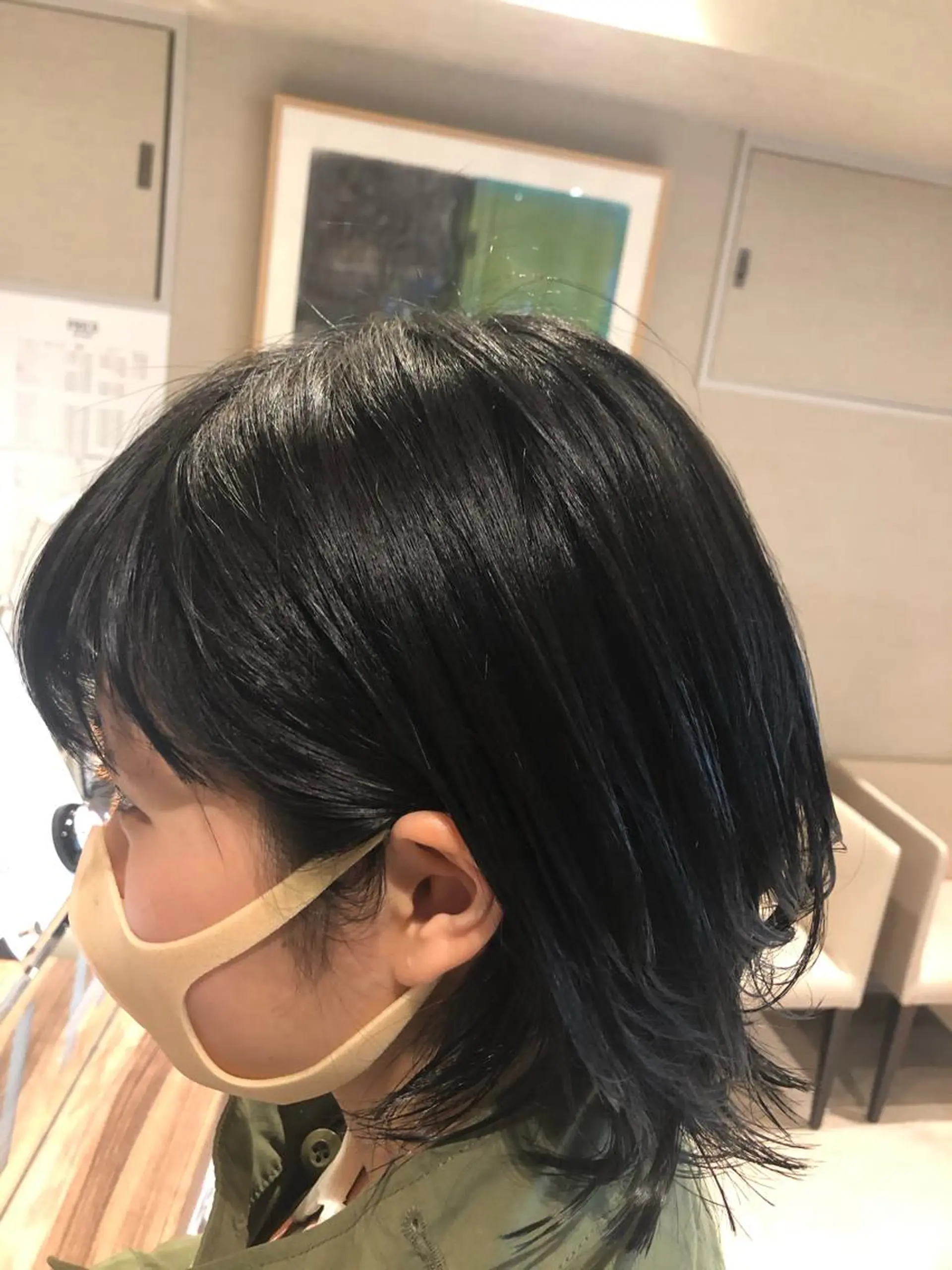 ミディアム カラー 黒髪 ブルーカラー dogstar小林諒 パーマ/レイヤーのヘアスタイル