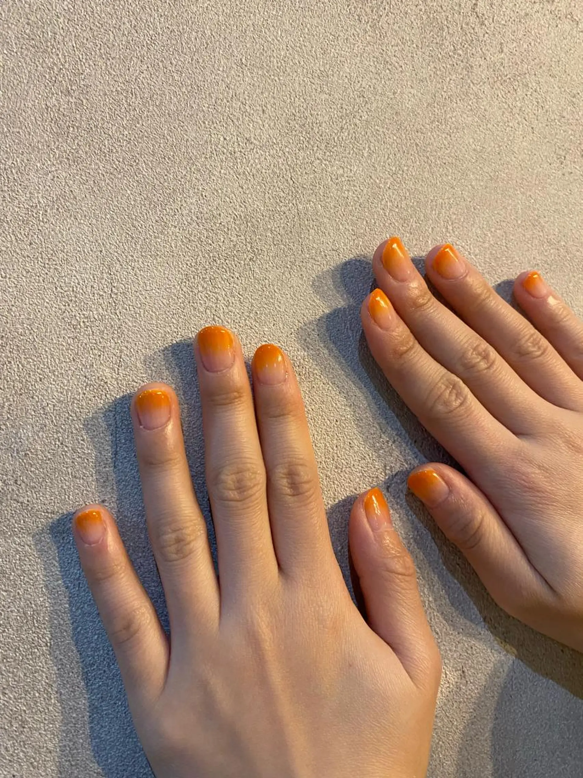 カラー ネイル グラデーションカラー グラデーション ハンドネイル scre as Etelのネイルデザイン