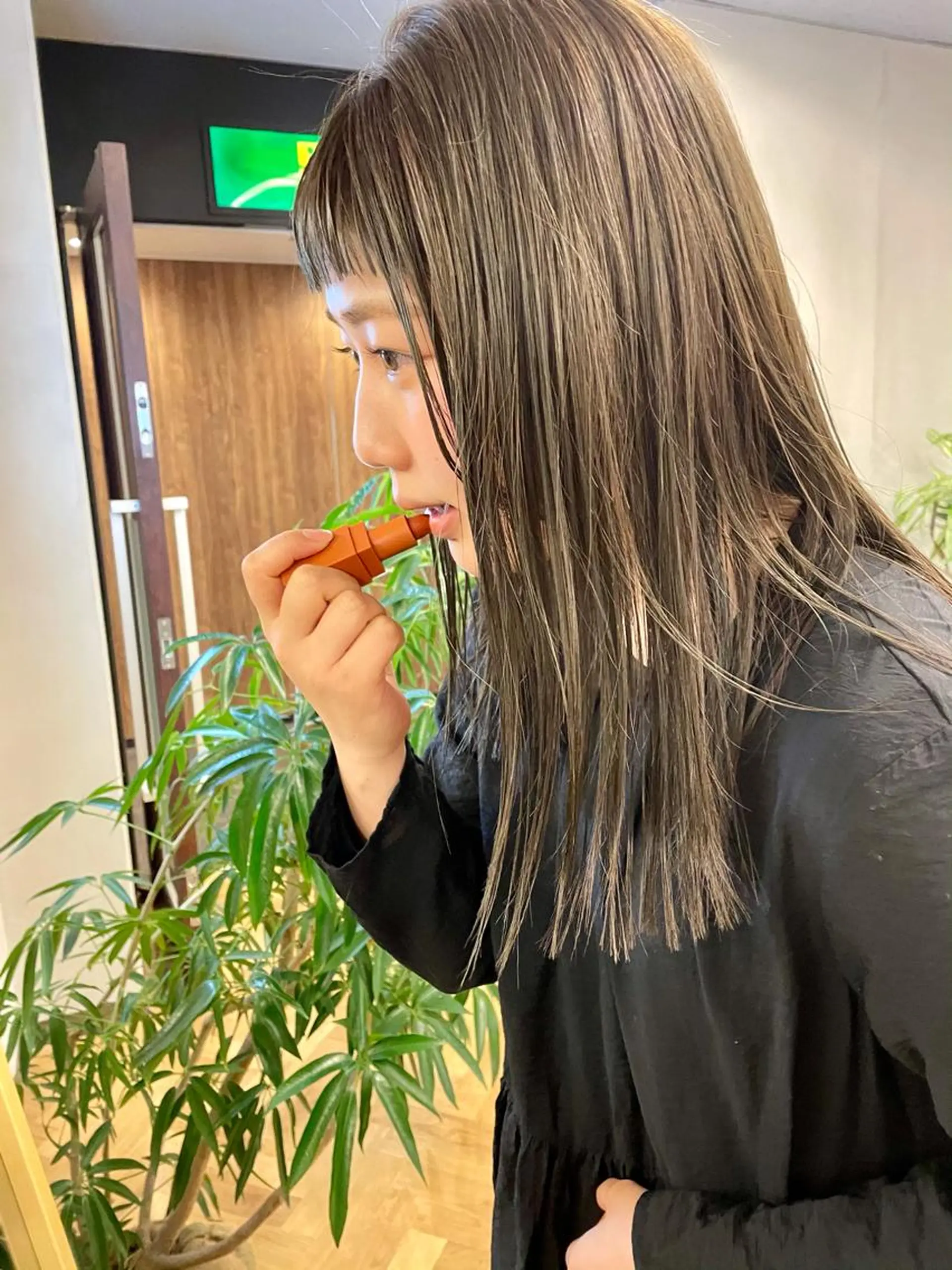 セミロング カラー tatsumi/ボブ ウルフ/レイヤーのヘアスタイル