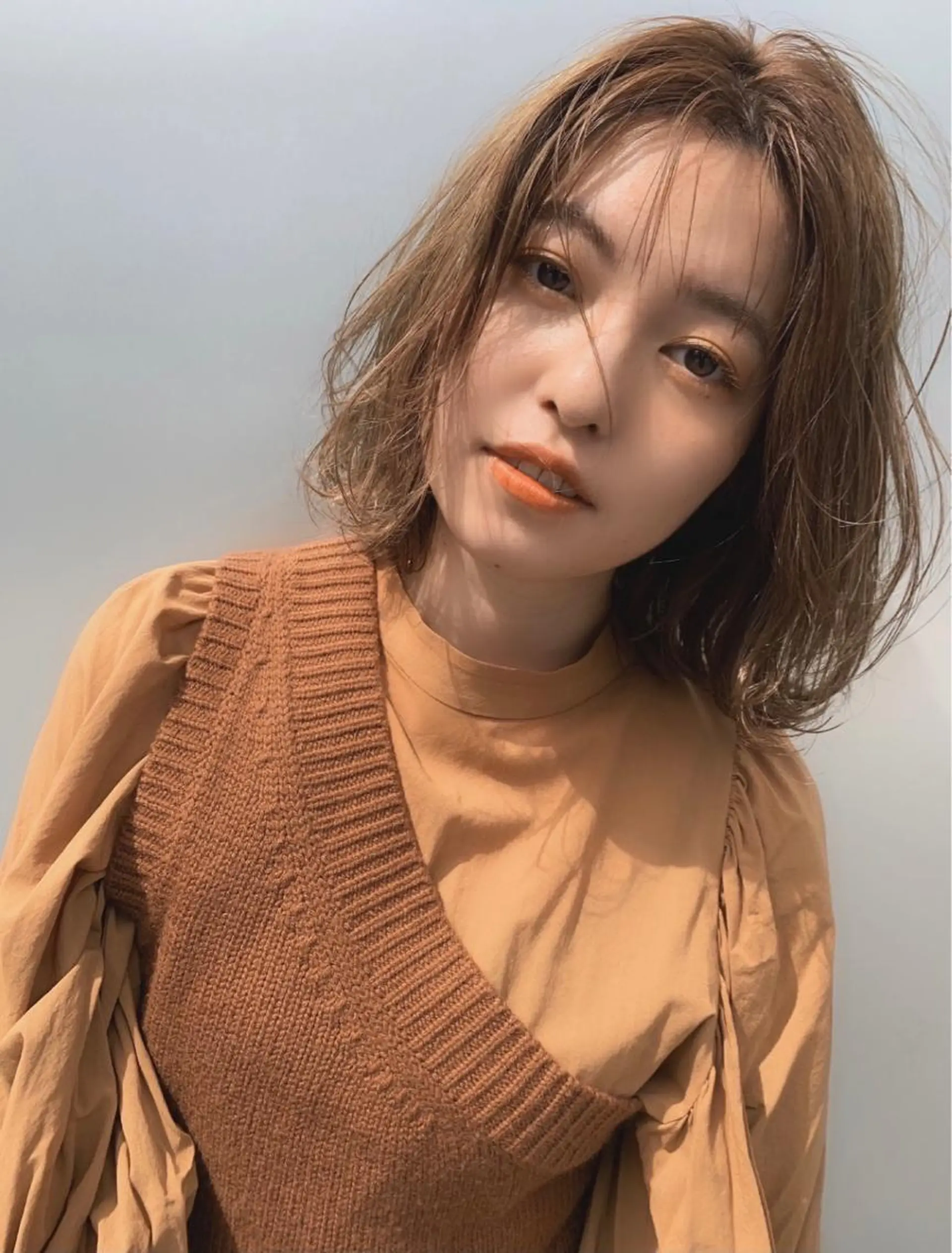 ミディアム カラー パーマ 切りっぱなしボブ ショートボブ ミディアムパーマ 黒髪 透明感カラー カット kith.所属・ケアカラー×髪質改善 🌙OKUBO🌙のヘアスタイル