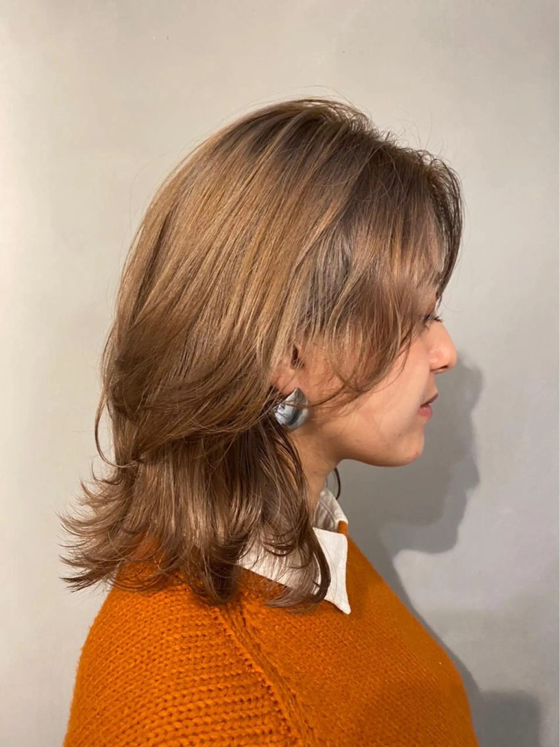 ミディアム カラー レイヤーカット ウルフカット ウルフレイヤー カット トリートメント 水口 英里のヘアスタイル