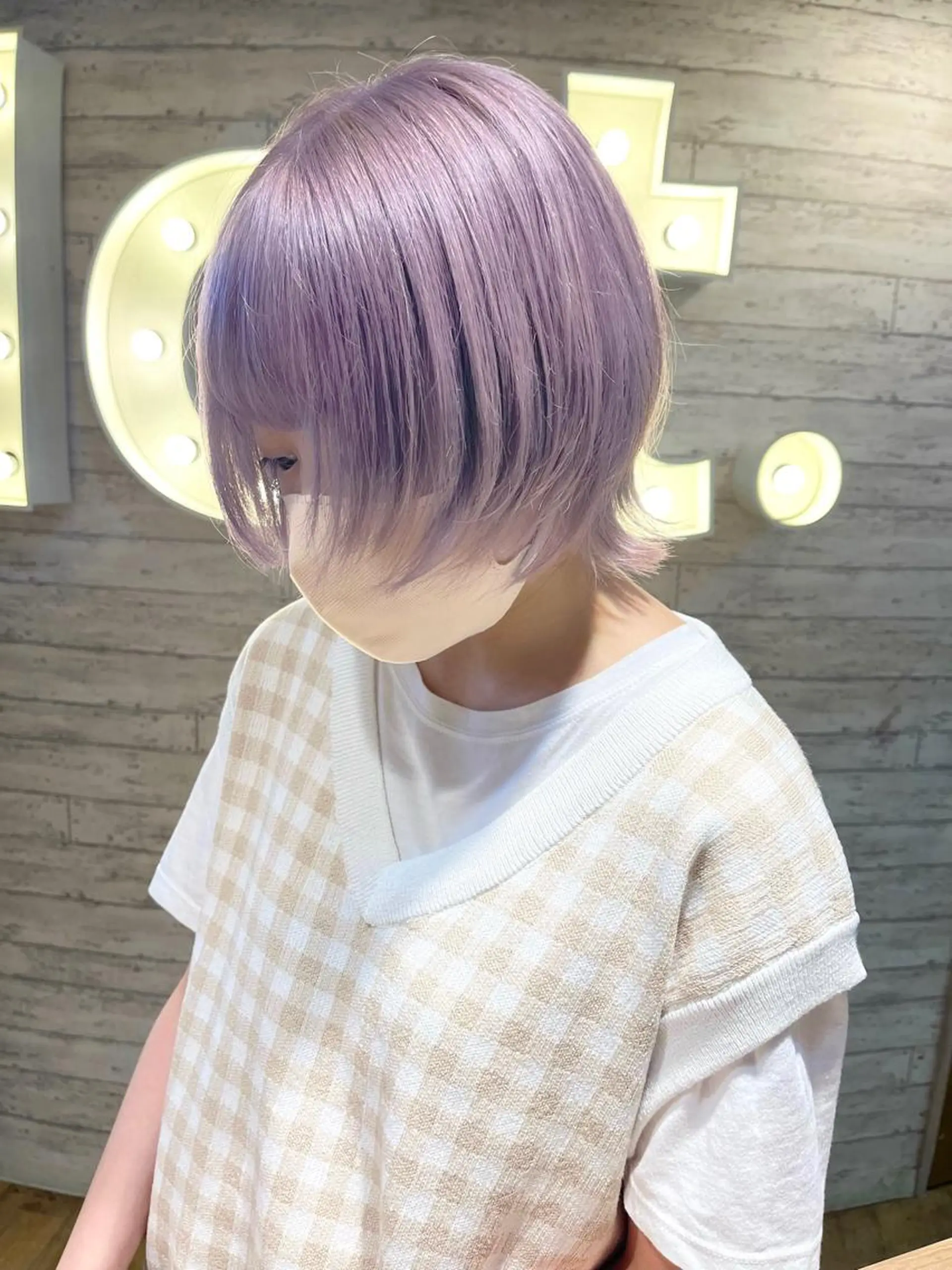 カラー ブリーチ ラベンダーカラー 中村 彩夏のヘアスタイル
