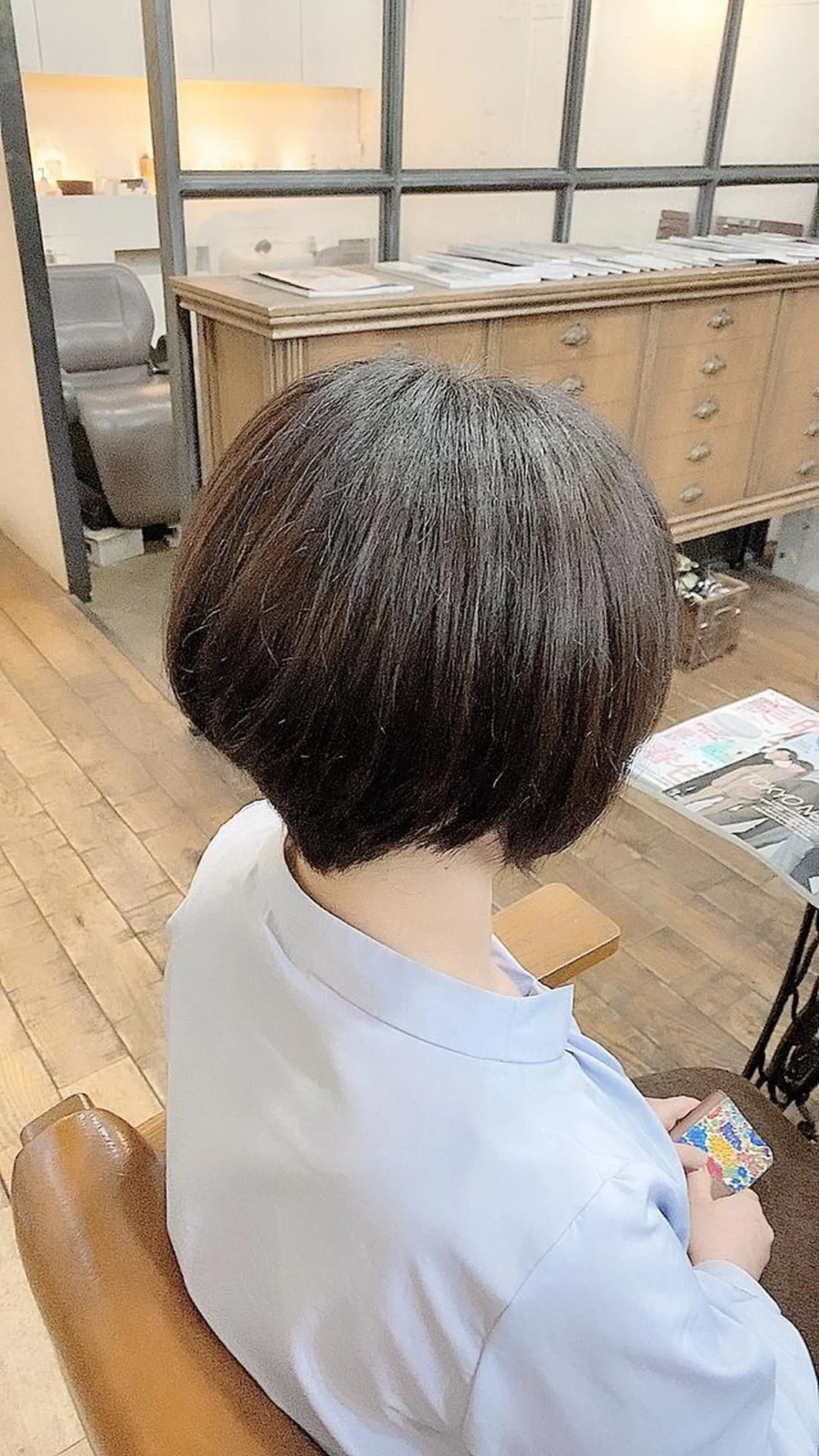 ショート カラー ブラウンカラー 透明感カラー グラデーションカラー くびれヘア ショートヘア 國分 伸也のヘアスタイル