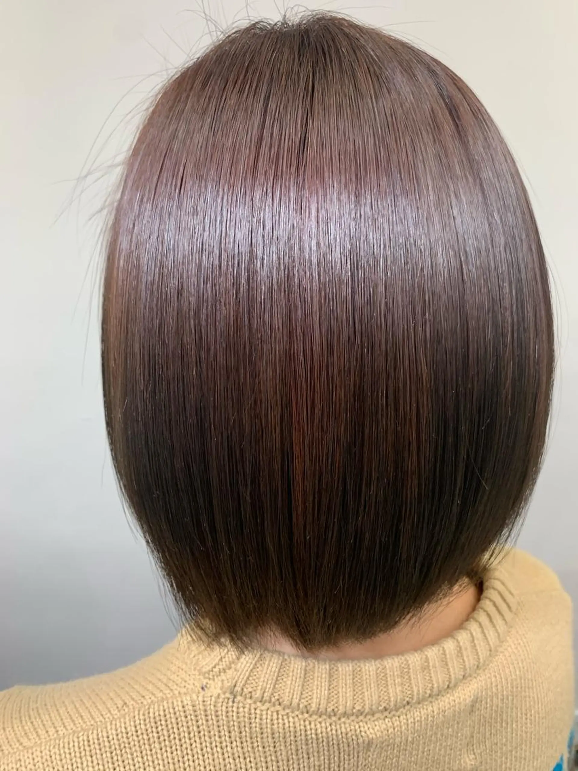 ショート ピンクブラウン ヘアカラー トリートメント ヘッドスパ ヘアセット 🪞透明感カラー🫧 縮毛矯正🥇かずきのヘアスタイル