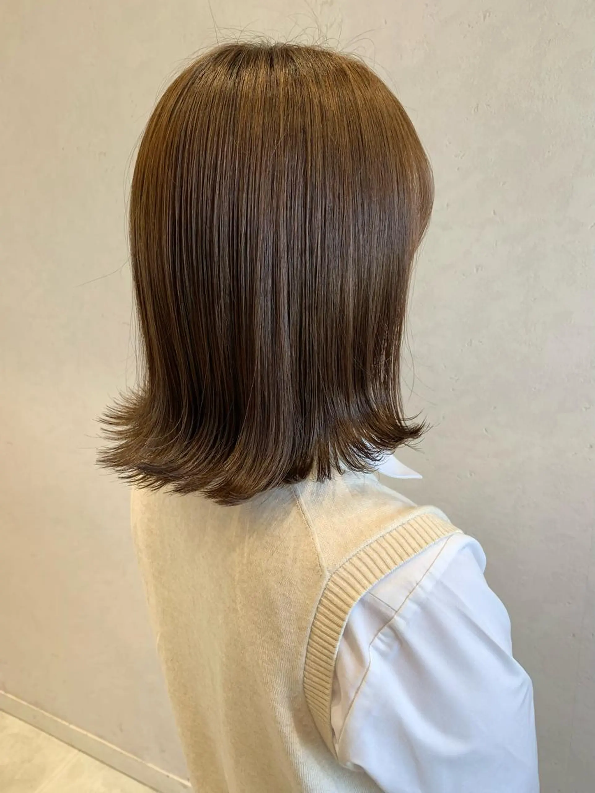 ミディアム ヘアアレンジ オレンジブラウン レイヤー/インナー カラー🦋ルイのヘアスタイル