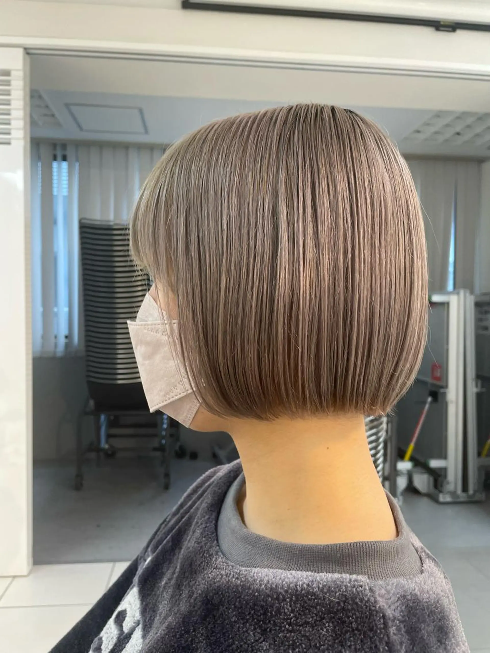 ショート 🐬脱白髪染めカラー 清水大世🐬のヘアスタイル