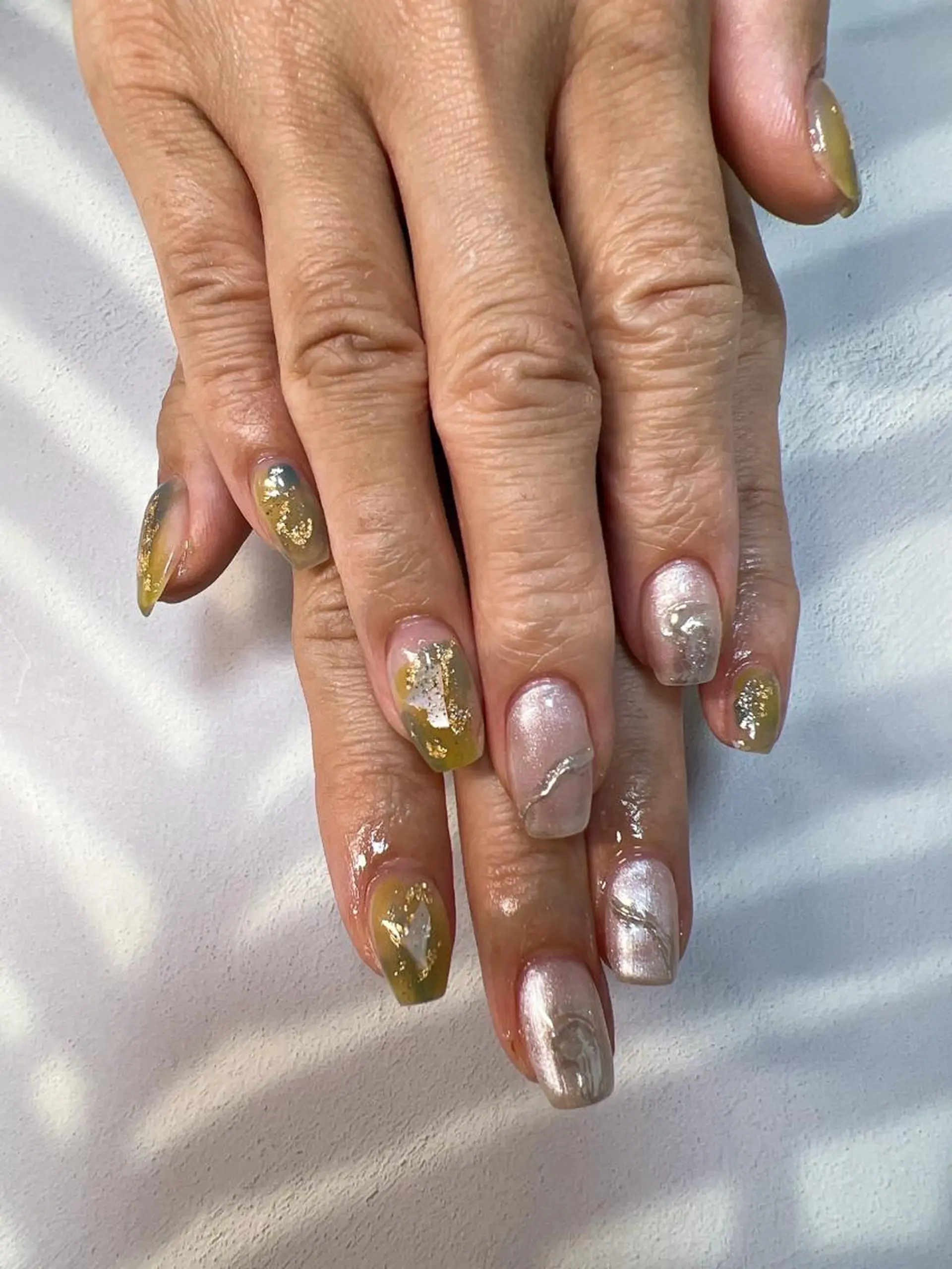 ネイル ミラーネイル ニュアンスネイル coco nailのネイルデザイン