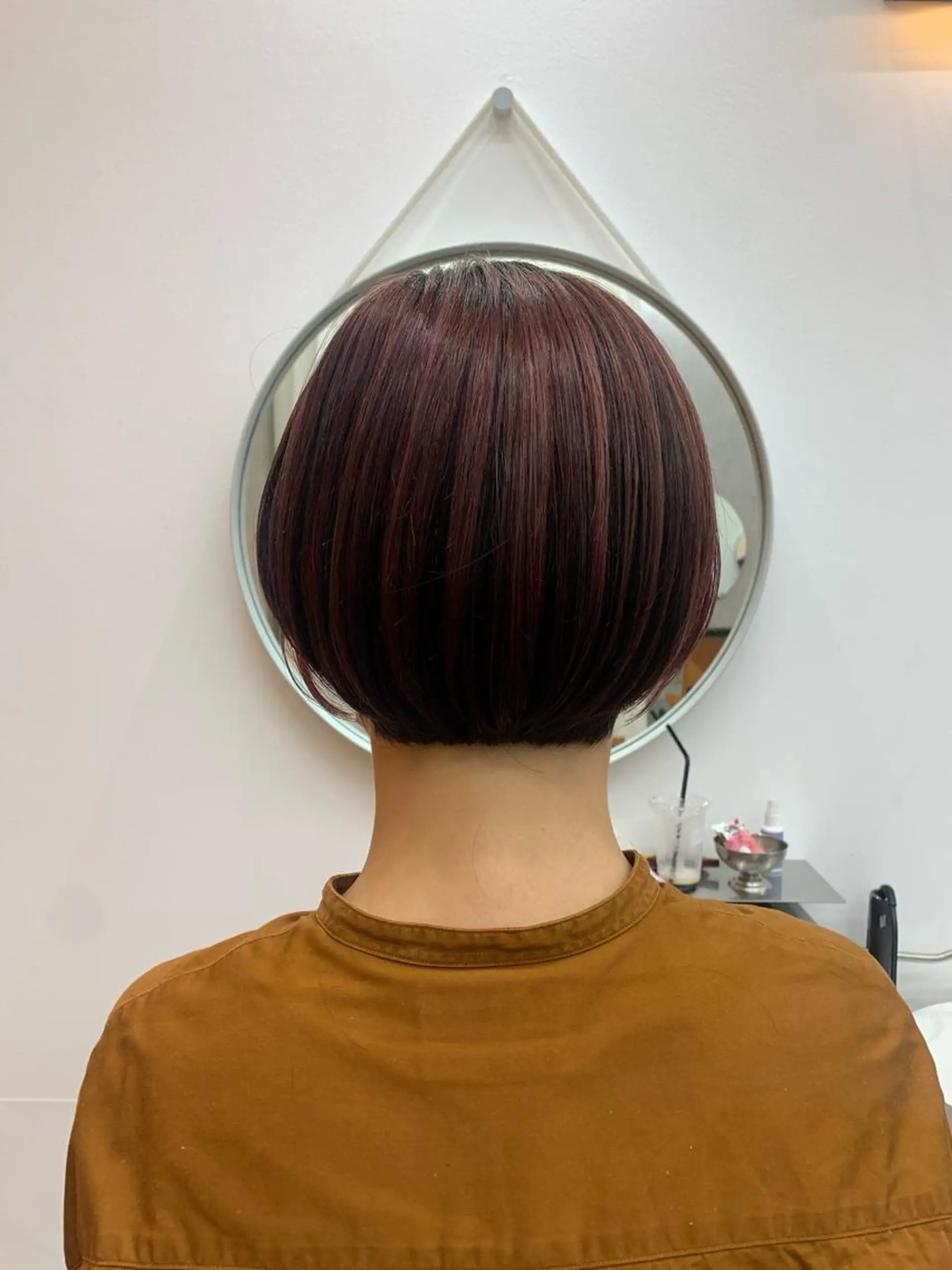 ショート カラー デザインカラー ボブ ヘアカラー 【モエカ】グランジ ウルフ/ハイトーンのヘアスタイル