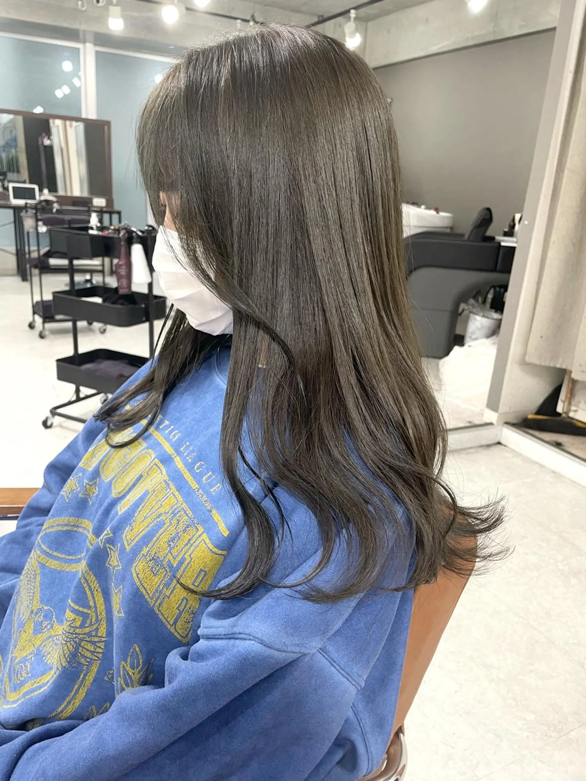 ロング カラー ヘアアレンジ 🌷FUKA🌷 まろやかハイトーンのヘアスタイル