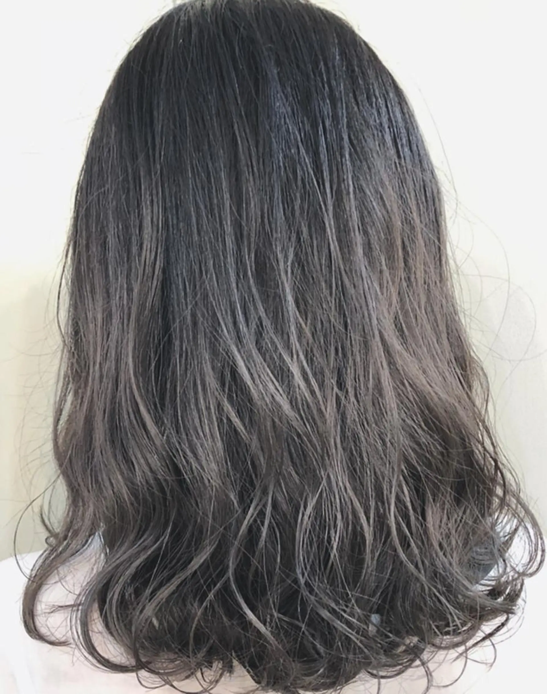 ミディアム 🌼たけや みのり🌿のヘアスタイル