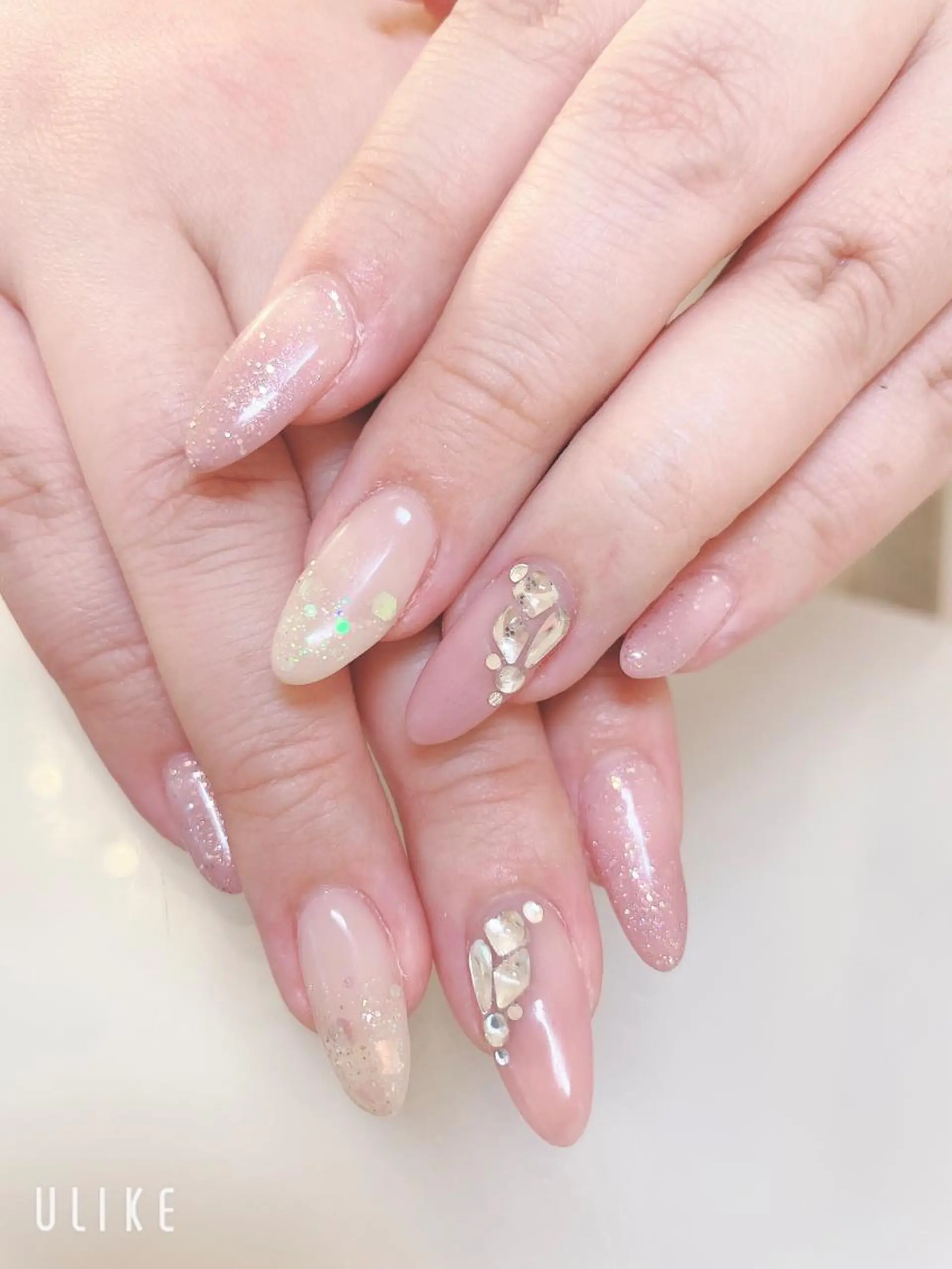 ネイル キラキラネイル ハンドネイル Nail room Lunaのネイルデザイン