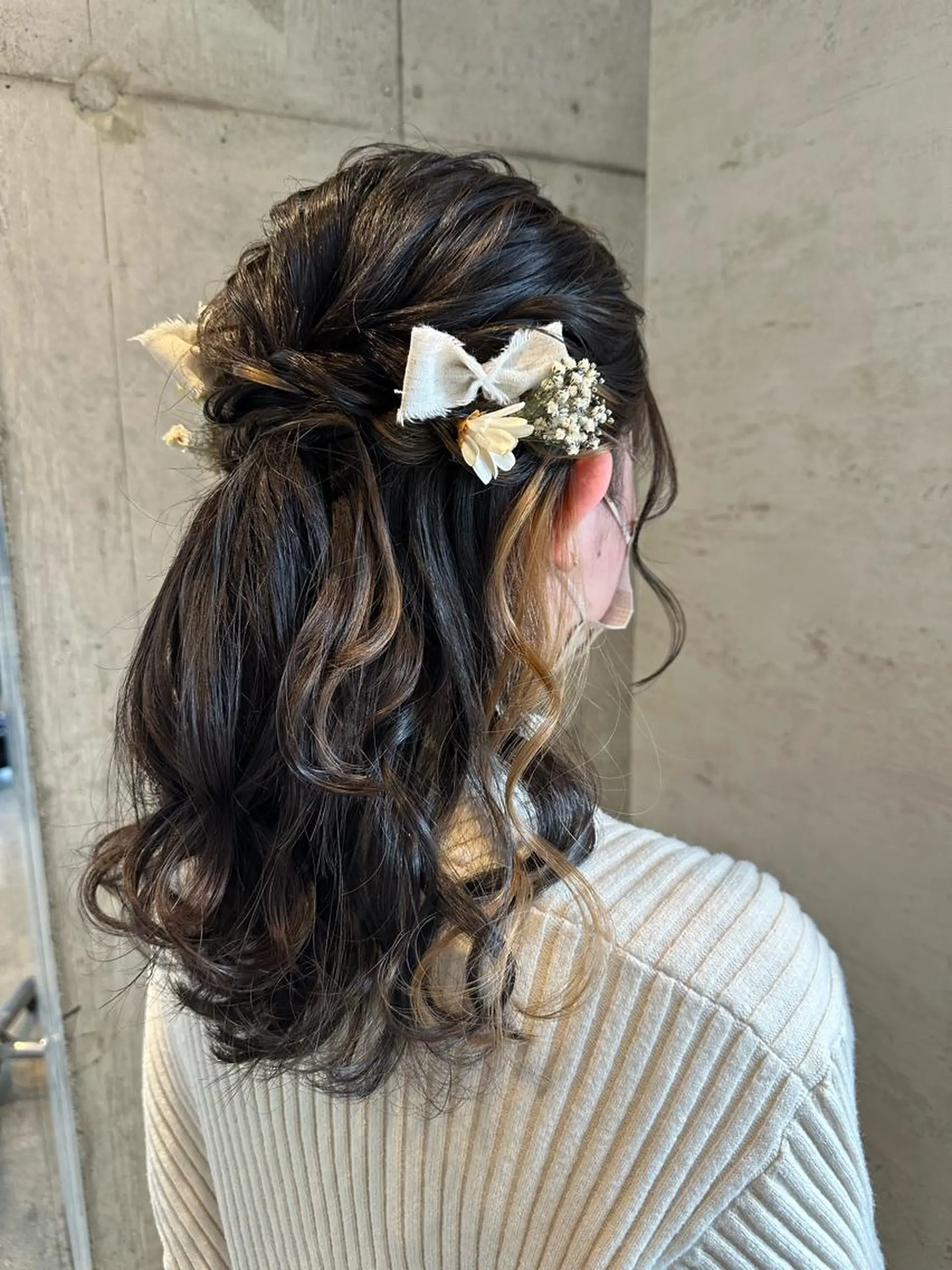 ロング ヘアアレンジ 女性に人気♪ はやしほのかのヘアスタイル