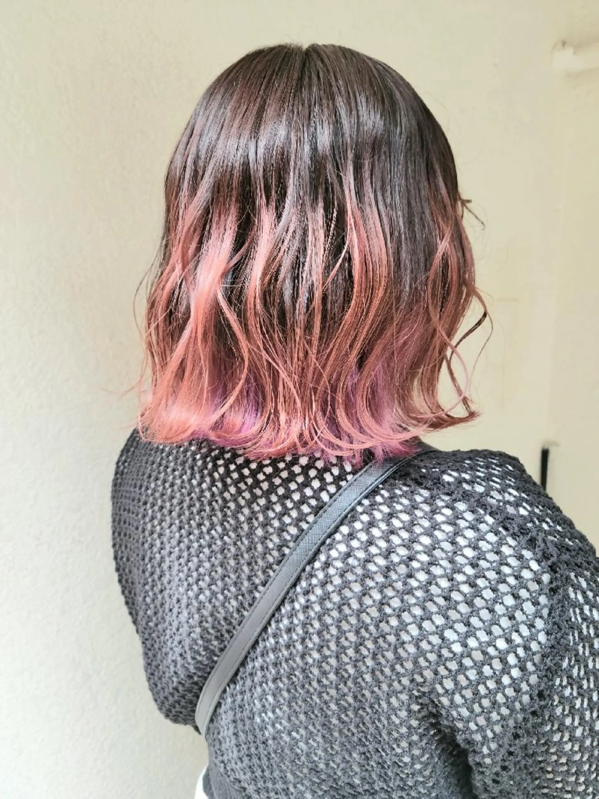 ミディアム レイヤーカット カット ヘアカラー トリートメント 🇰🇷透明感×ハイ トーン🌟tomoのヘアスタイル