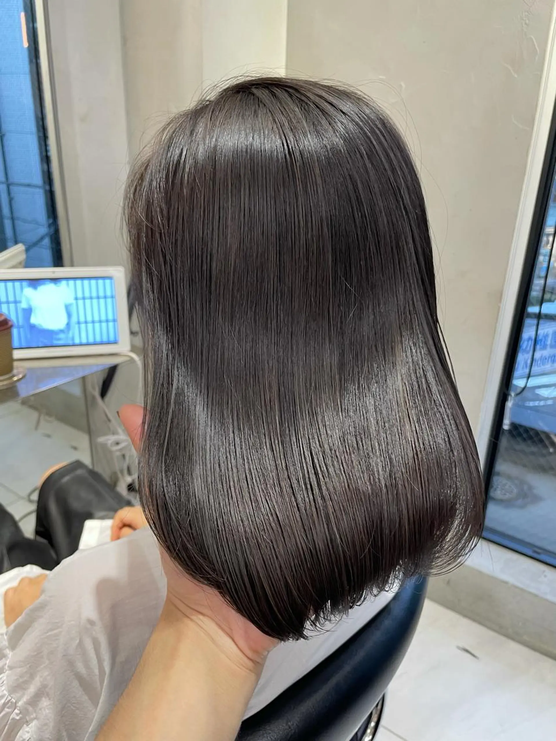 ミディアム カラー カット ヘアカラー トリートメント ヘッドスパ 柔らか透け感カラー 🌿ムロヤリョウスケのヘアスタイル