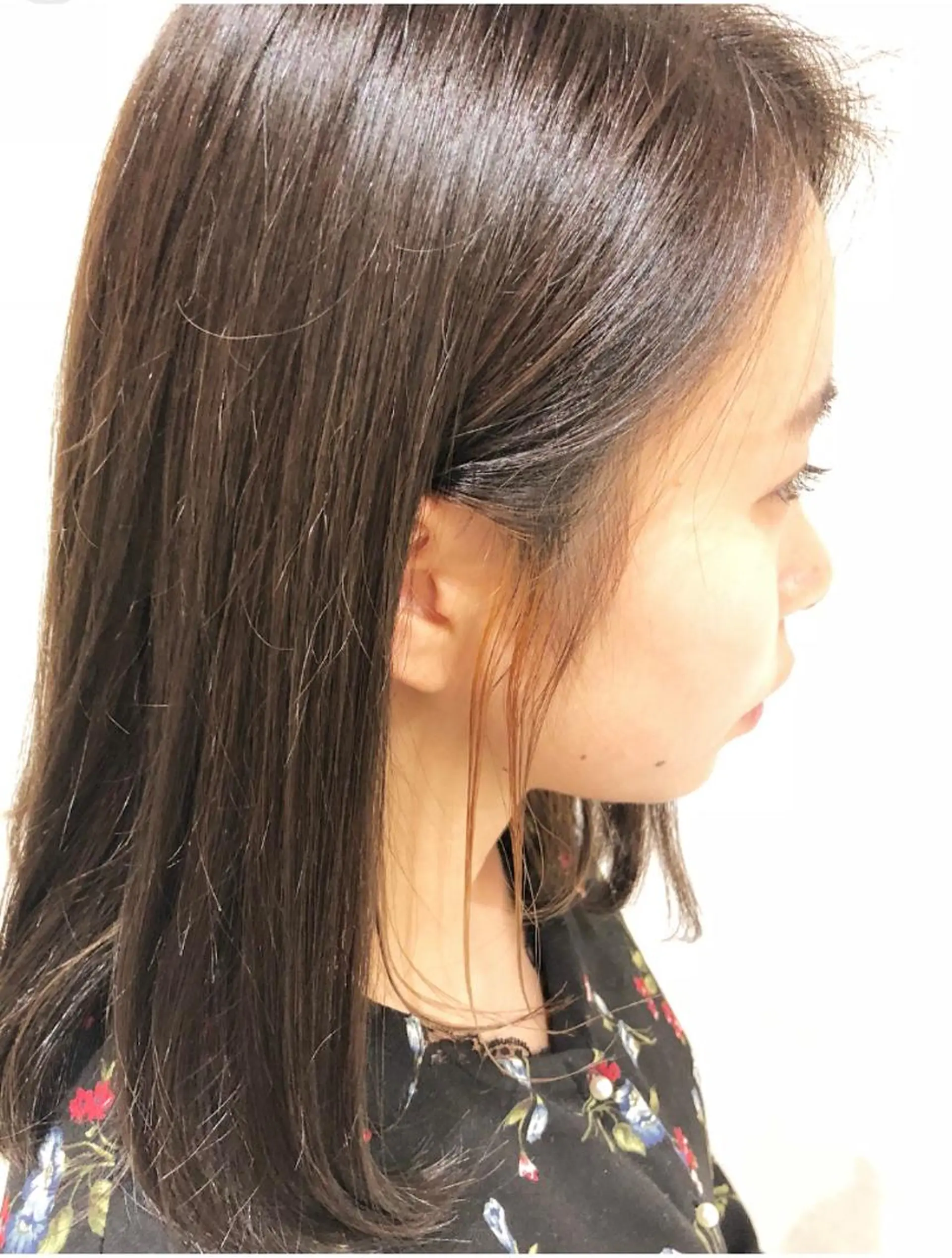 セミロング カラー ブリーチ イヤリングカラー 完全美髪特化 髪質改善/島　悠輔のヘアスタイル
