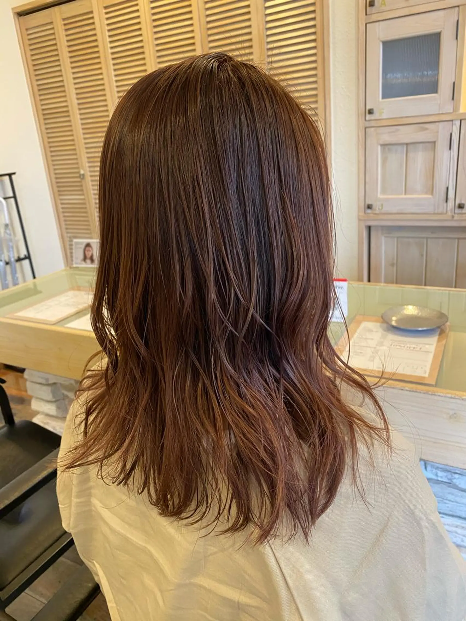 ロング 中川 茜里のヘアスタイル