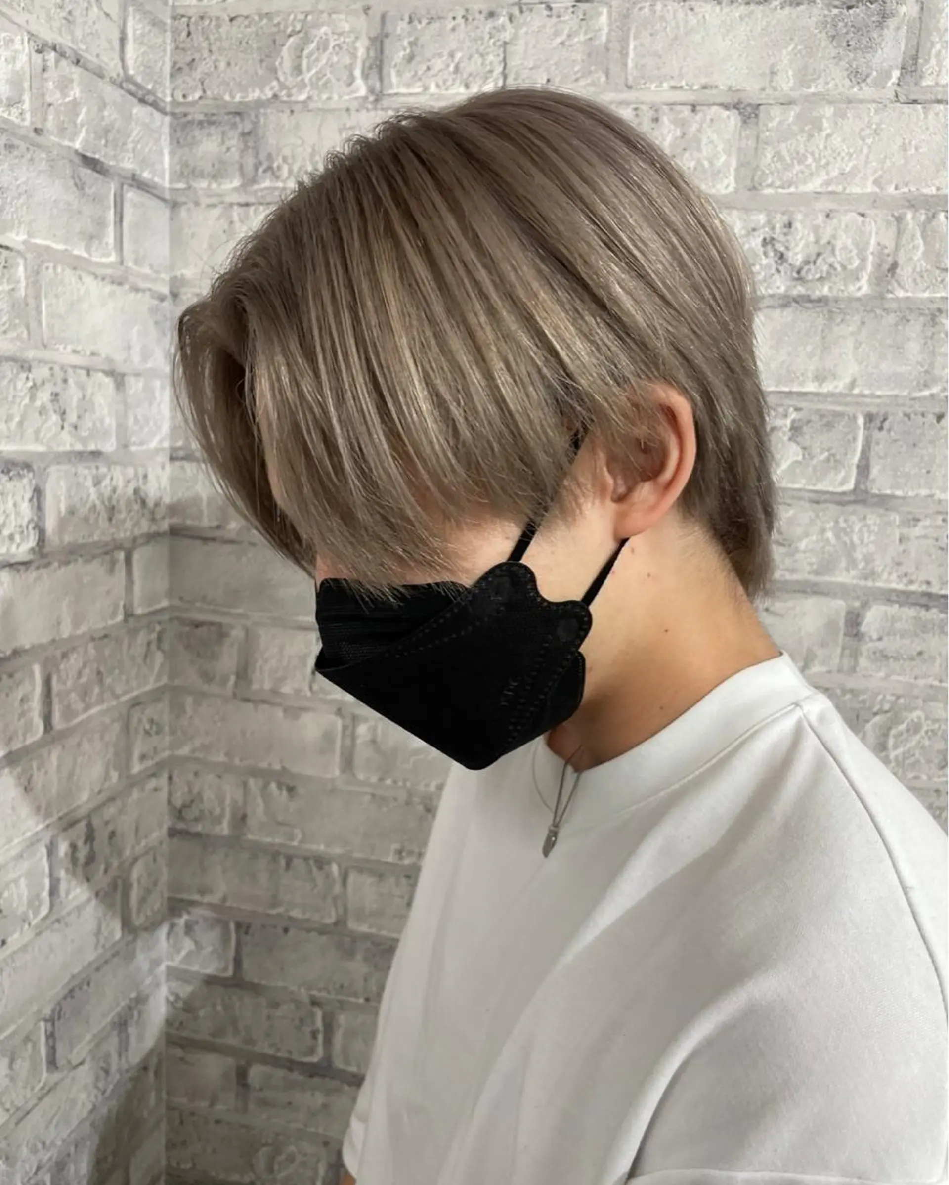 ミディアム カラー パーマ ヘアアレンジ メンズ キッズ ネイル マツエク・マツパ アイブロウ メンズバレイヤージュ メンズブリーチ メンズハイライト メンズハイトーン メンズインナーカラー ヘアカラー トリートメント 歩くパワースポット 🦋KAHOのヘアスタイル