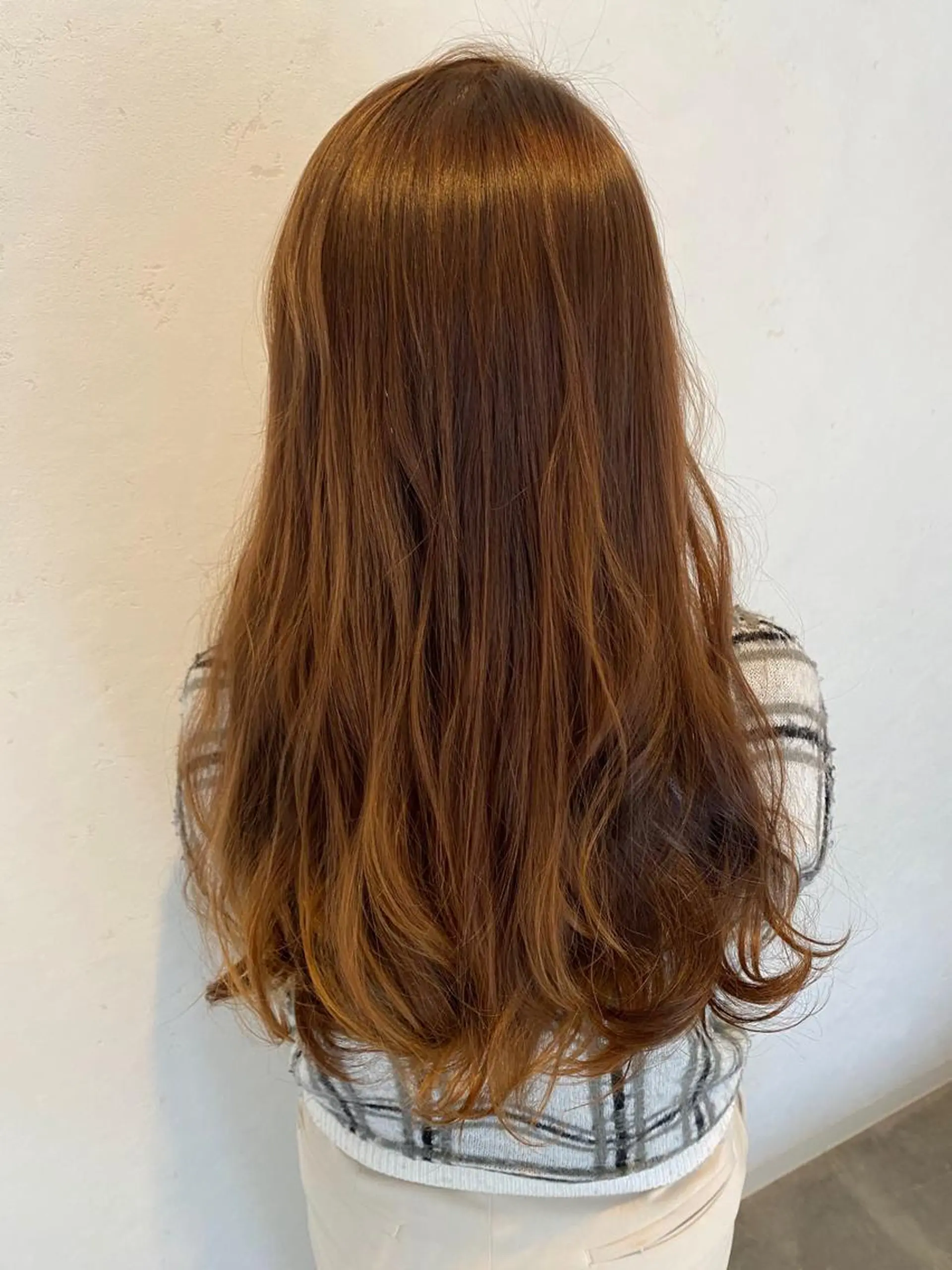 ロング カラー 伊藤 さやかのヘアスタイル