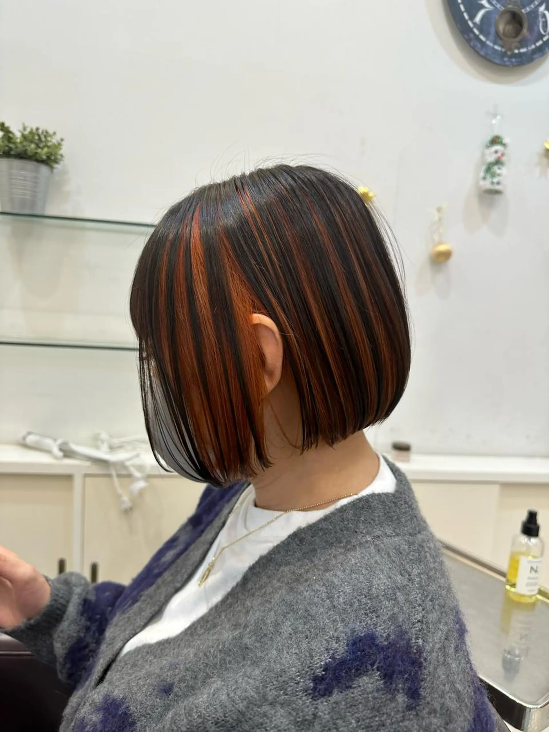ショート ボブ ヘアカラー レイヤー/艶カラー ROKUのヘアスタイル