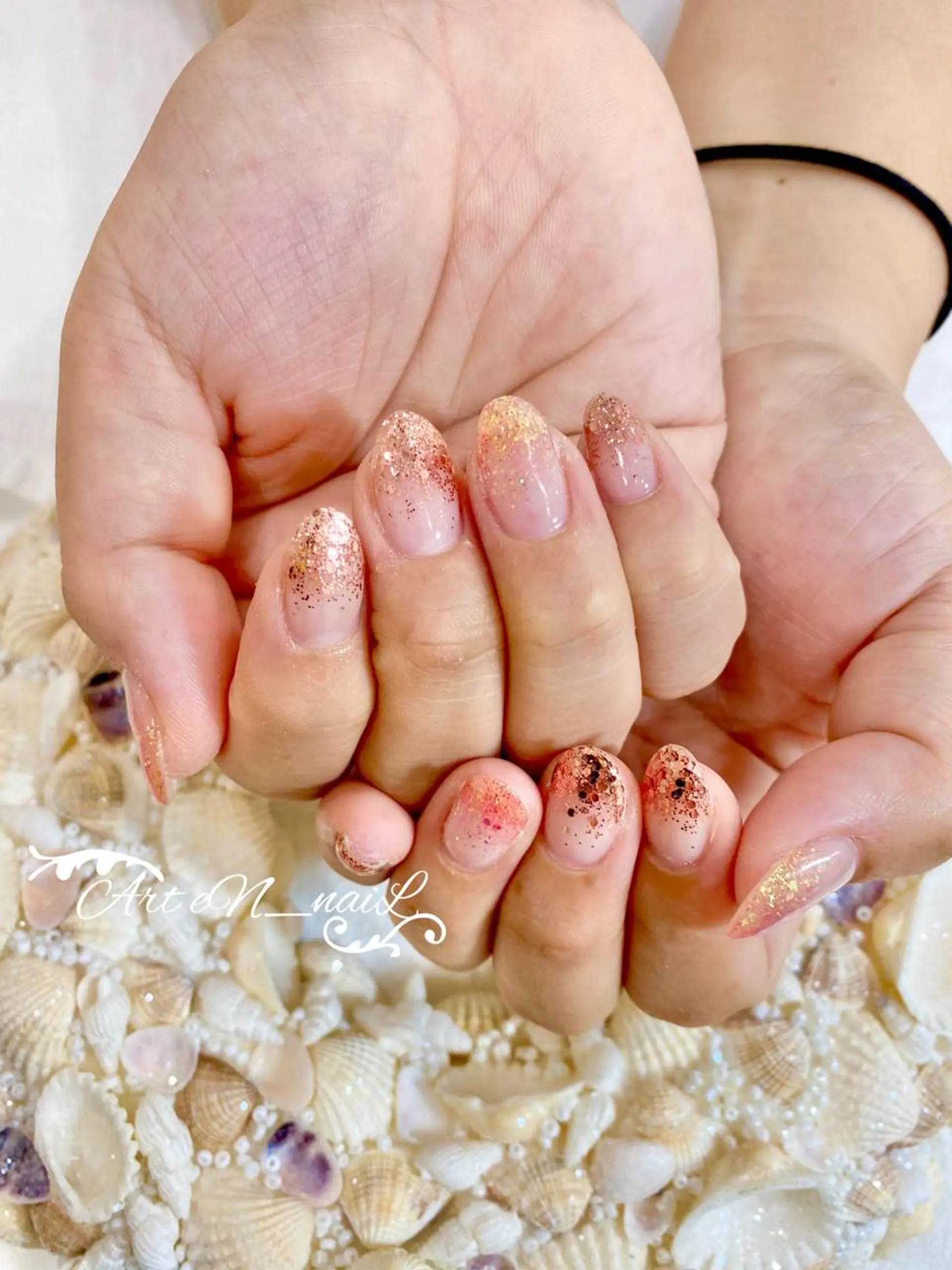 ネイル グラデーション ラメ(グリッター) ラメグラデーション シンプルネイル EN_NAIL 野中本店Ayakaのネイルデザイン