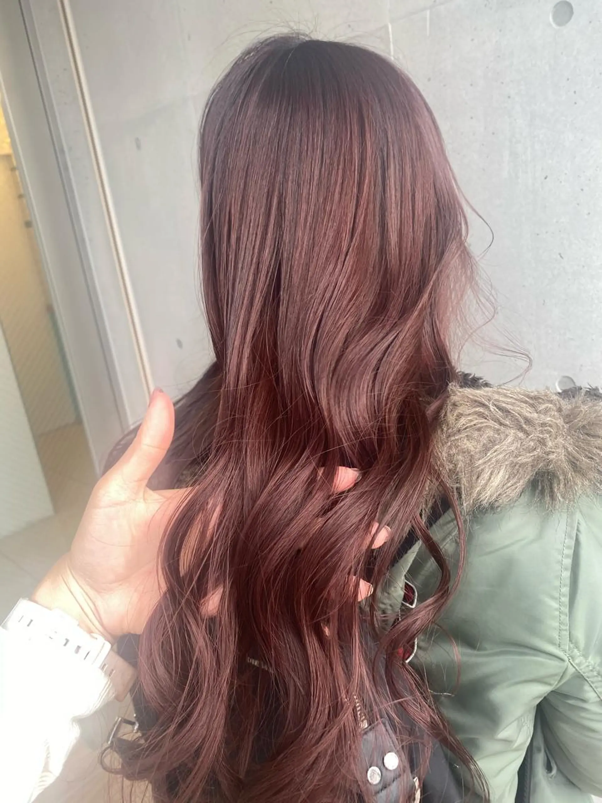 ロング ma naのヘアスタイル