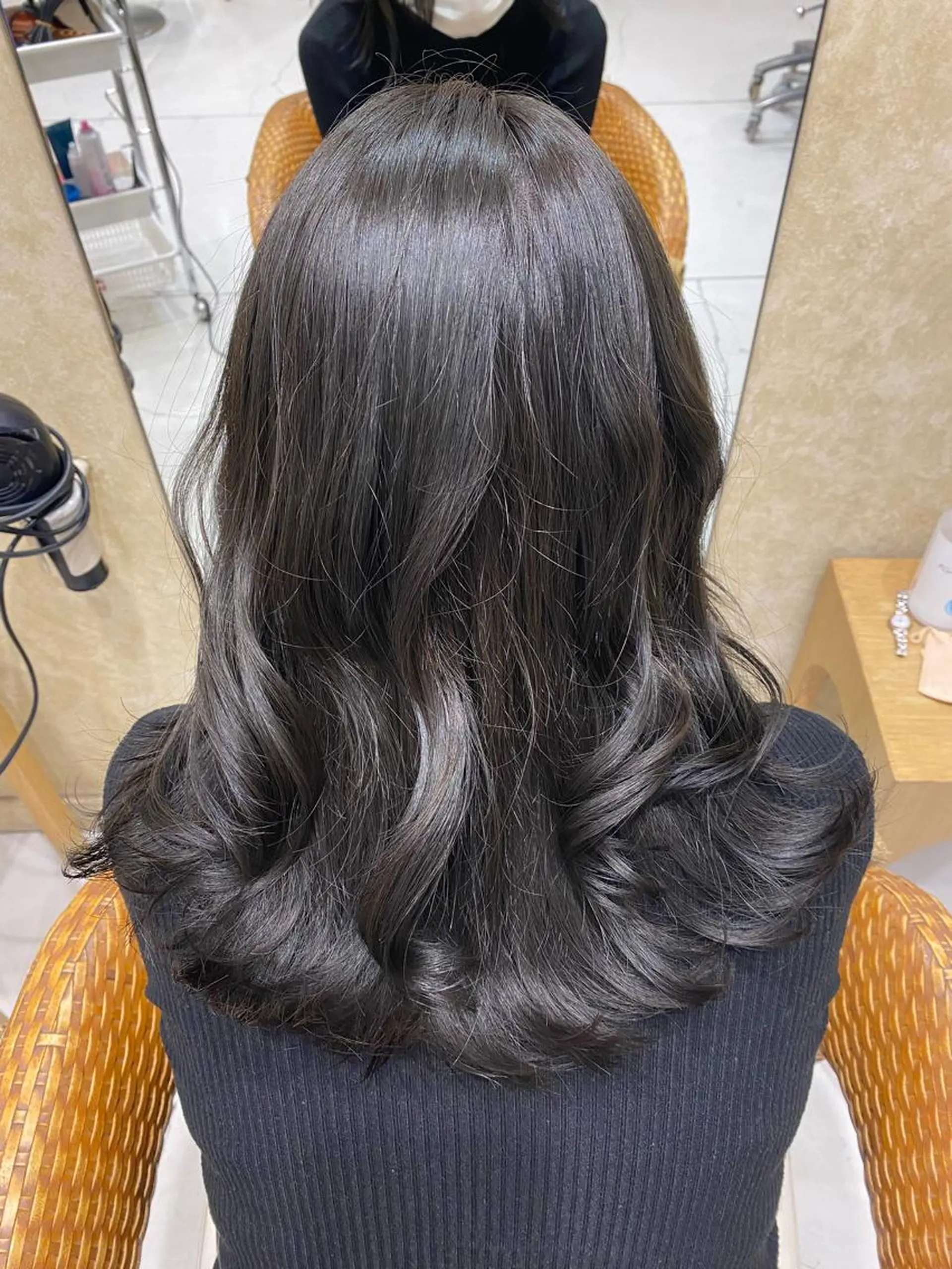 セミロング ICHINOHE AYUのヘアスタイル