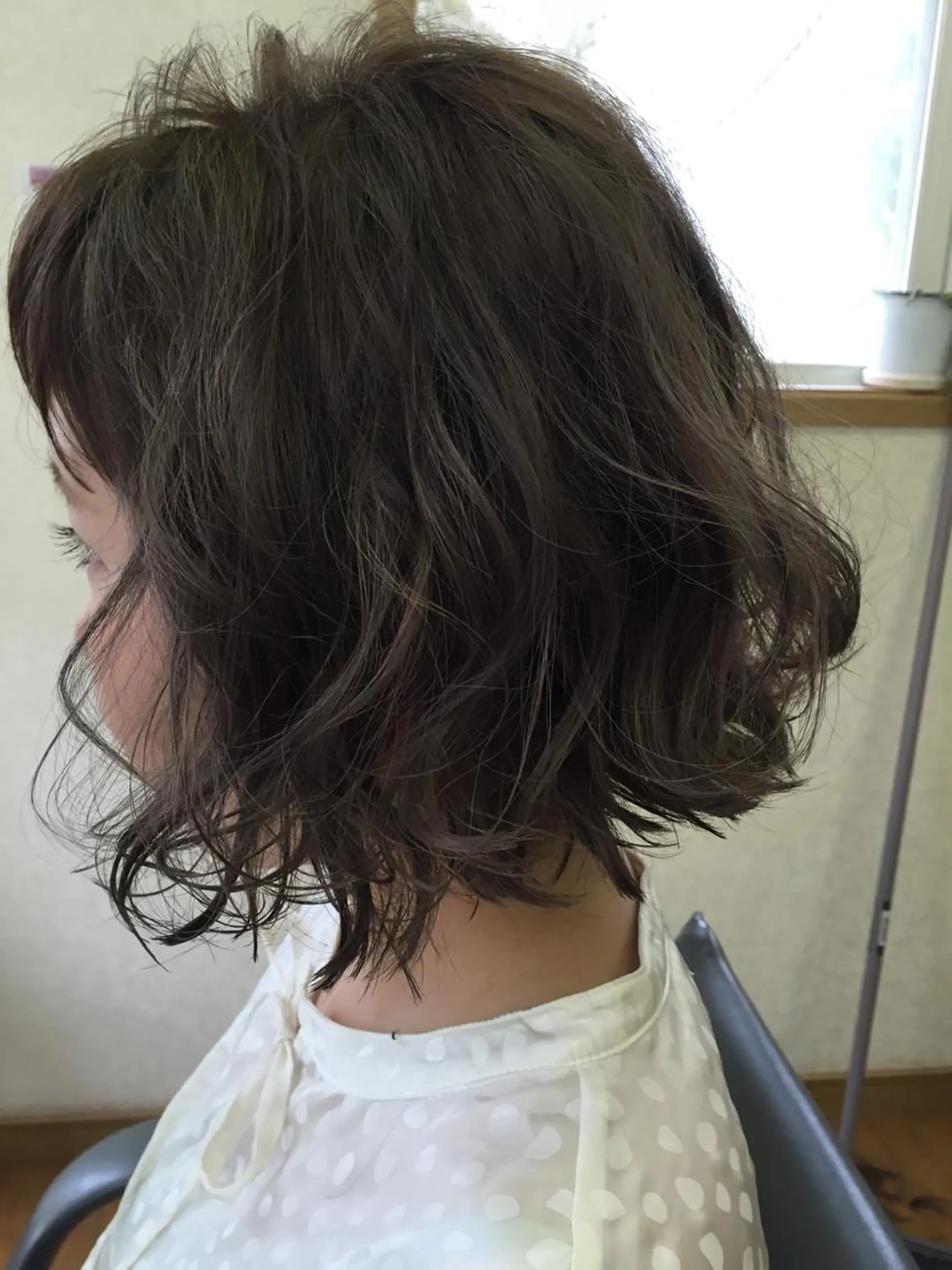 ミディアム カラー パーマ ヘアアレンジ イルミナカラー 加藤 千秋のヘアスタイル